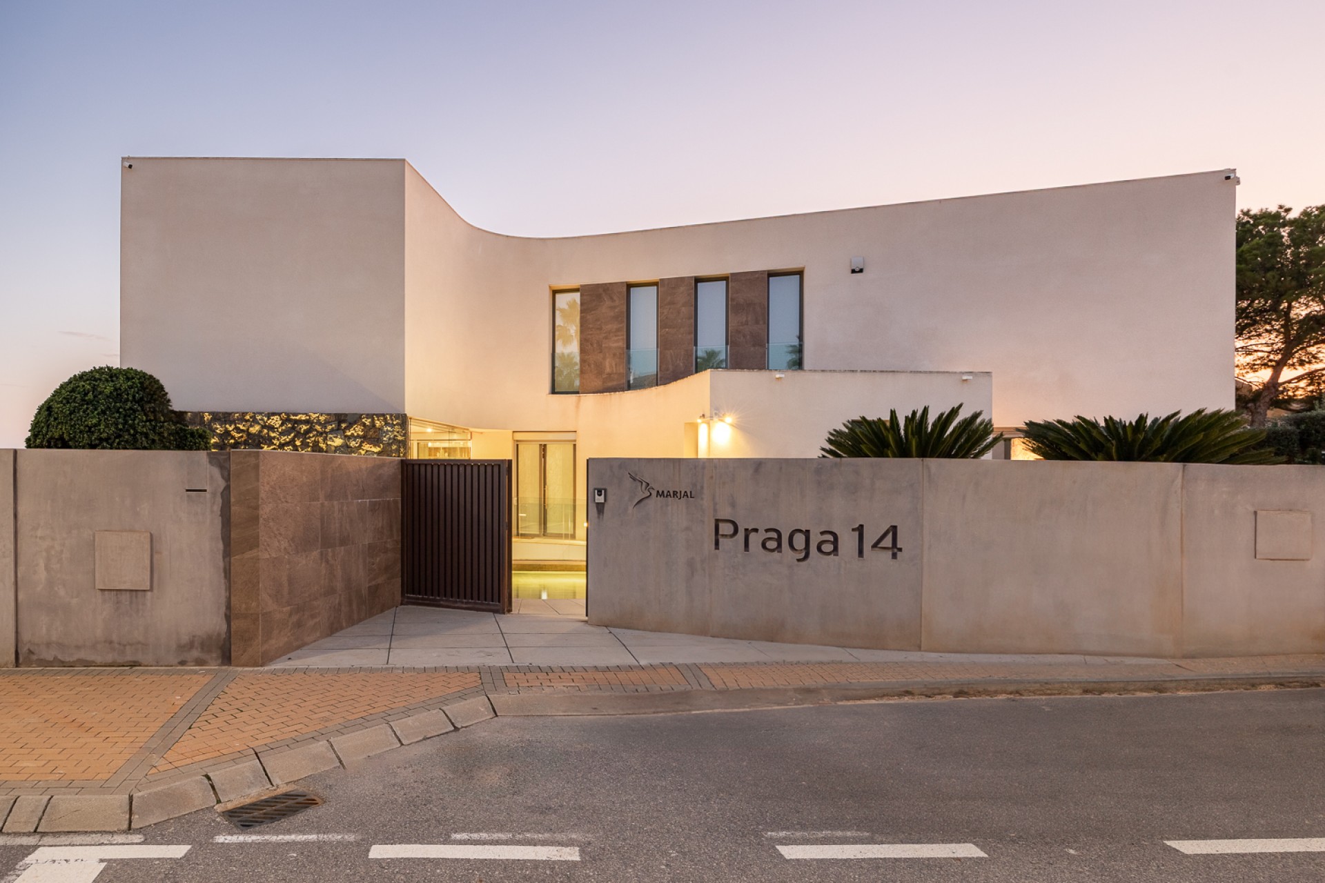 Revente - Villa -
Finestrat - Golf Bahia