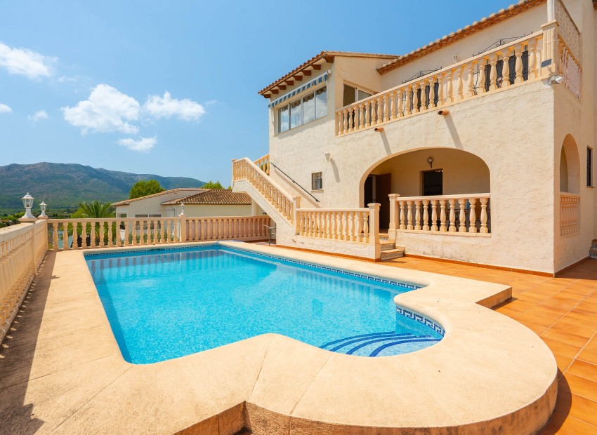 Revente - Villa -
Jalón - La Almazara