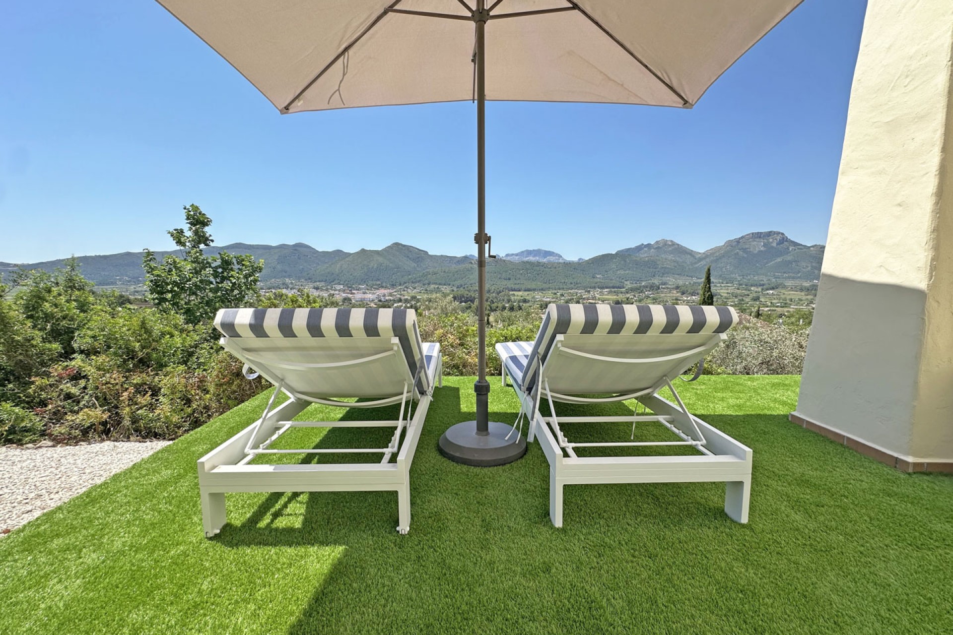 Revente - Villa -
Jalón