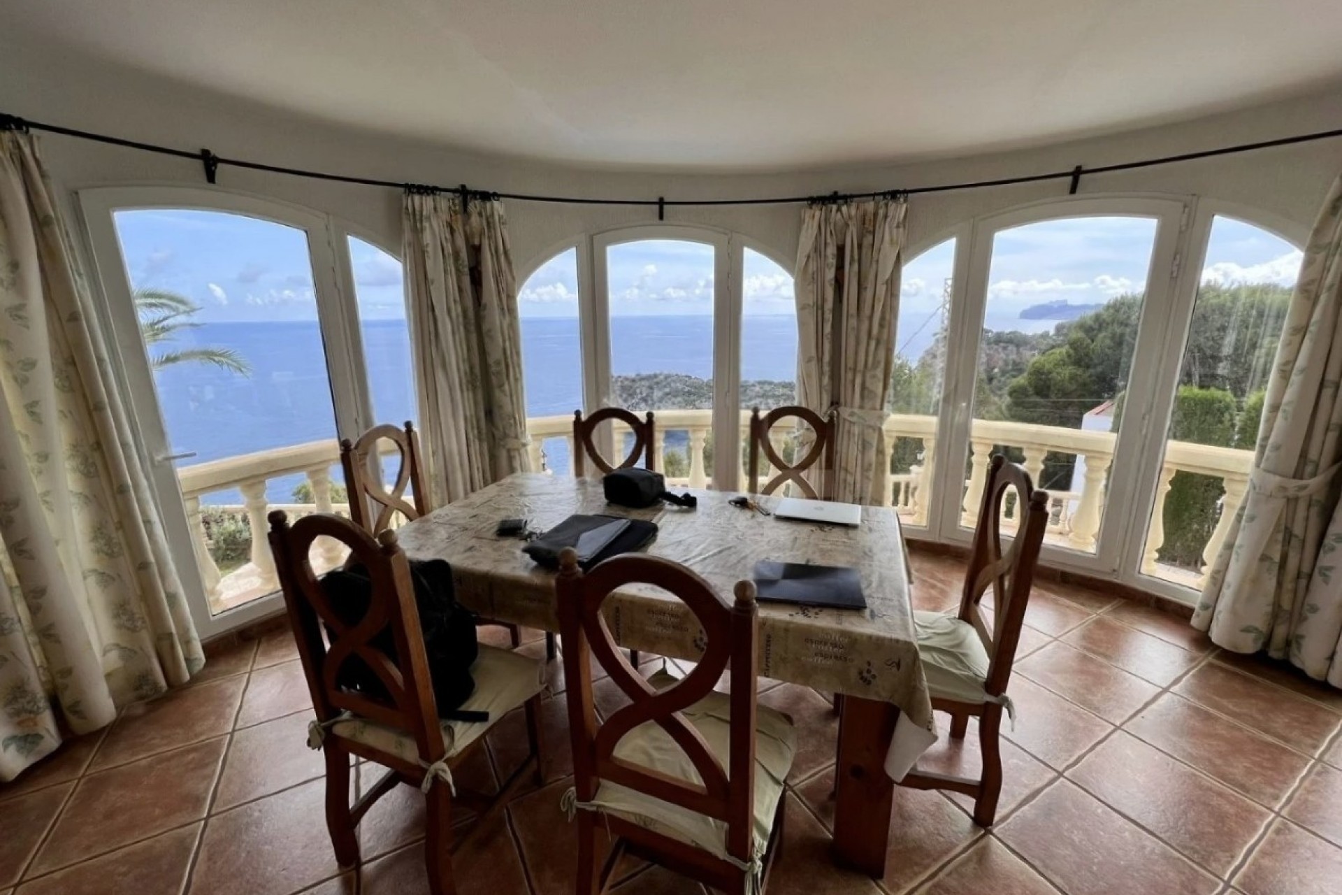 Revente - Villa -
Jávea - Ambolo