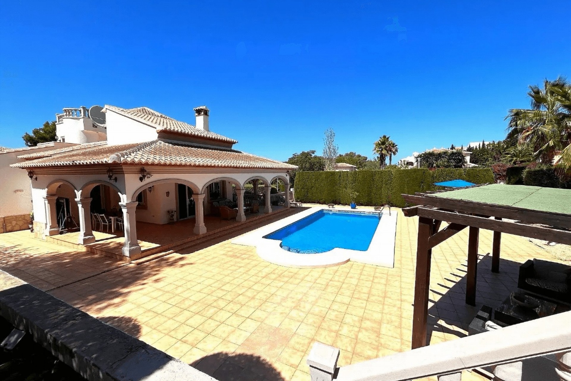 Revente - Villa -
Jávea - Granadella