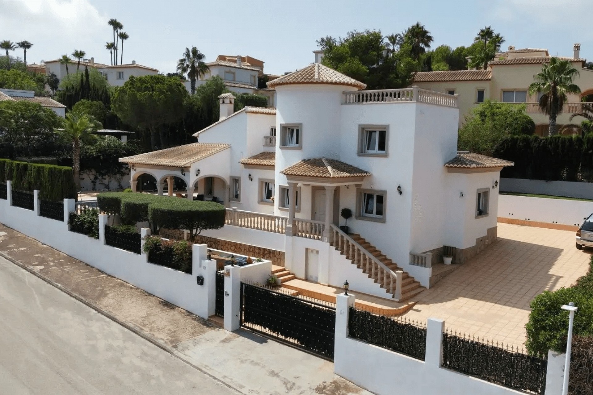 Revente - Villa -
Jávea - Granadella
