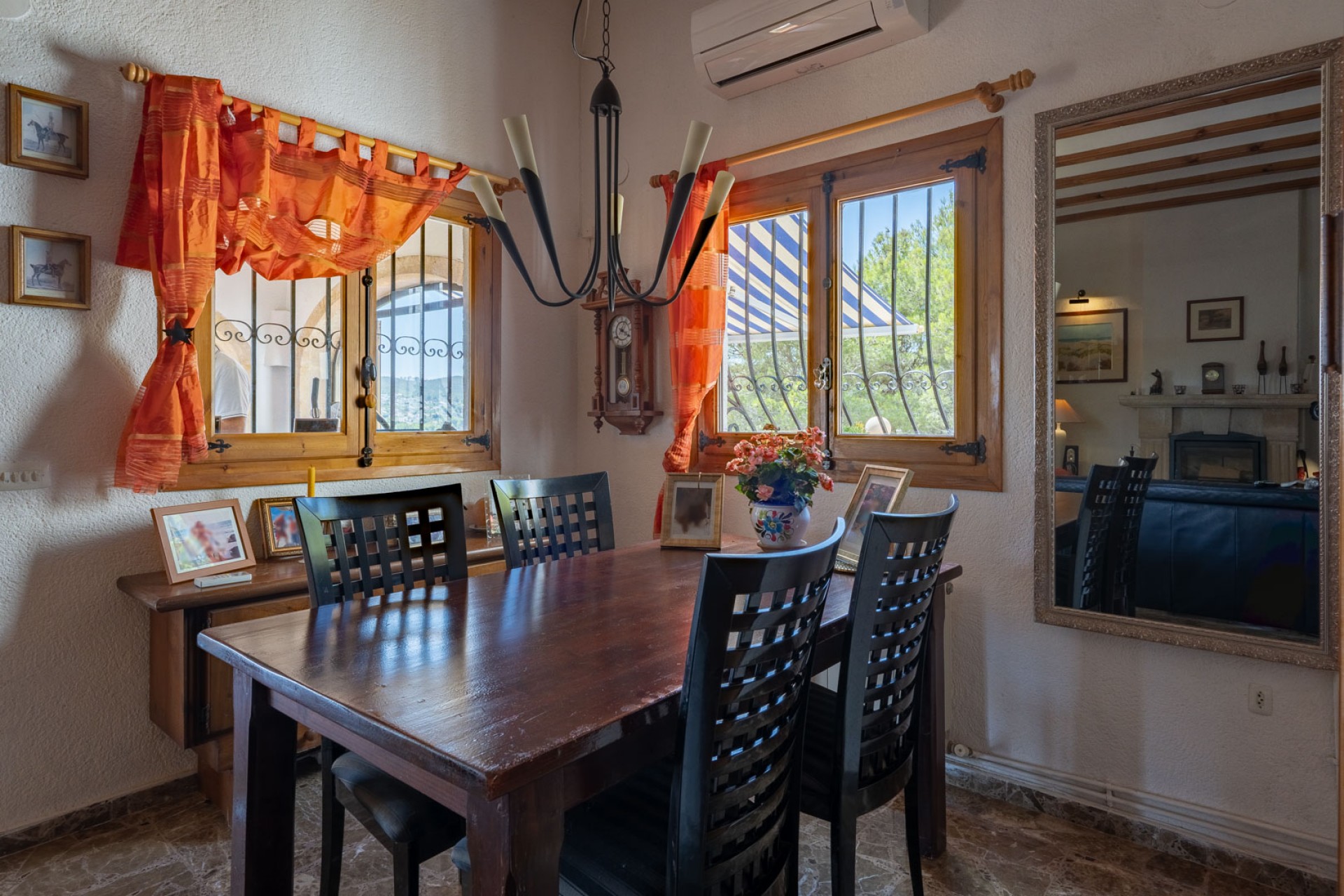 Revente - Villa -
Jávea - Sol del este