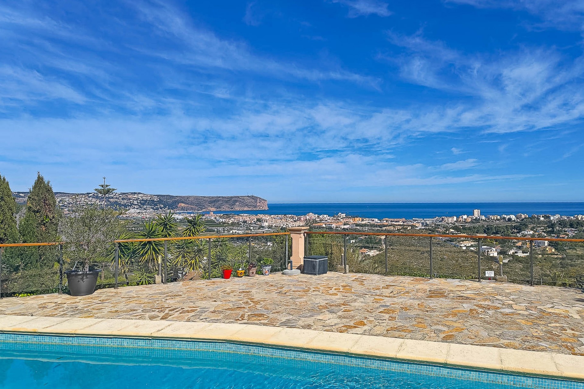 Revente - Villa -
Jávea - Sol del este