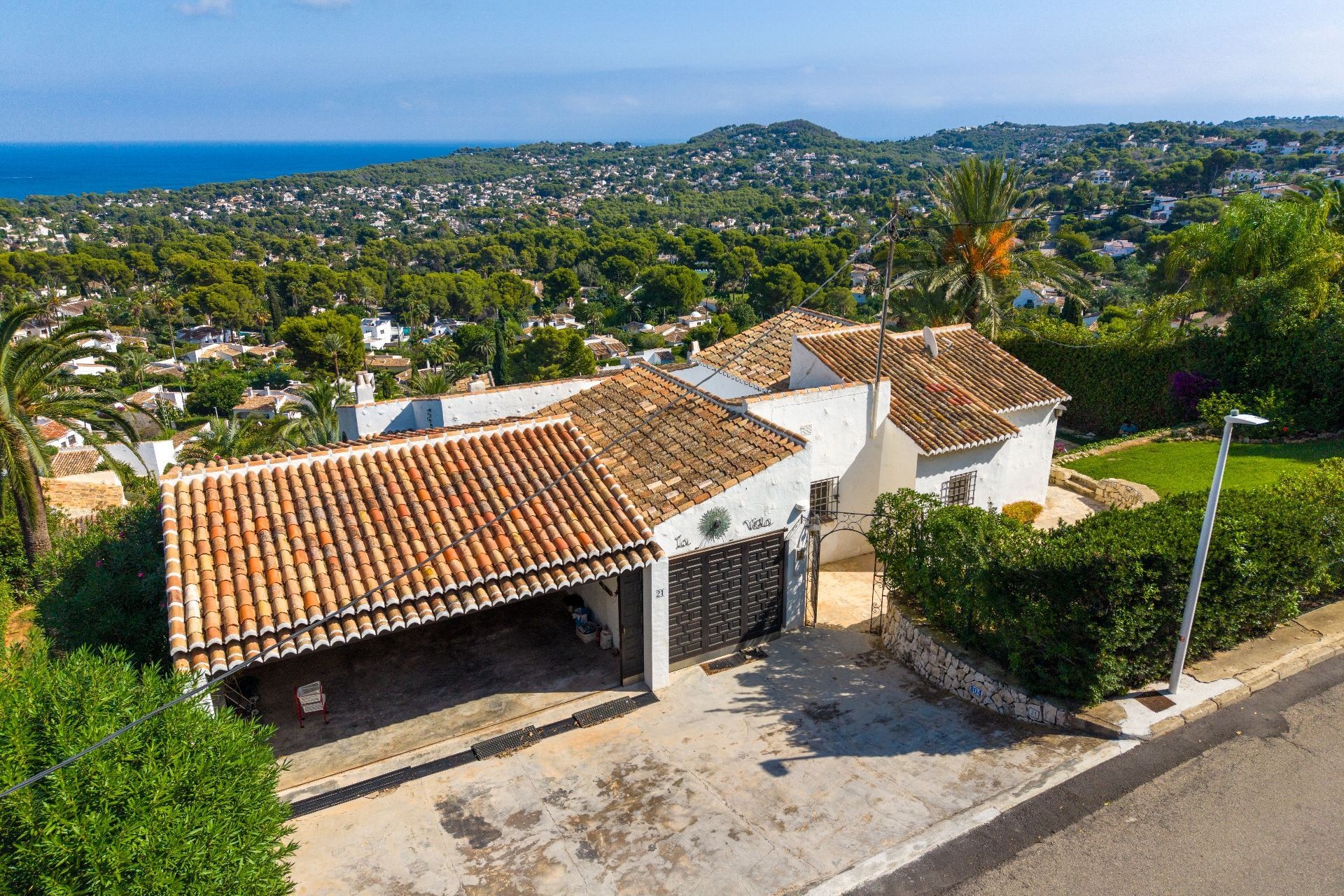 Revente - Villa -
Jávea - Tosalet