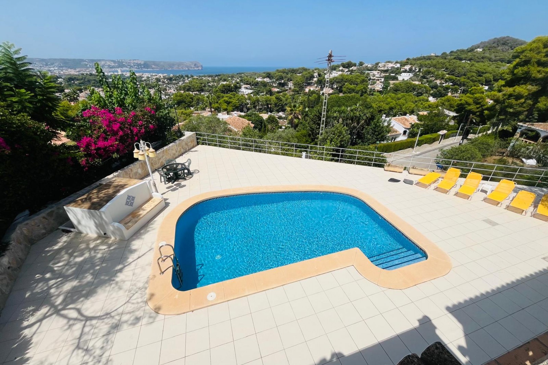 Revente - Villa -
Jávea / Xàbia - La Granadella  - Costa Nova