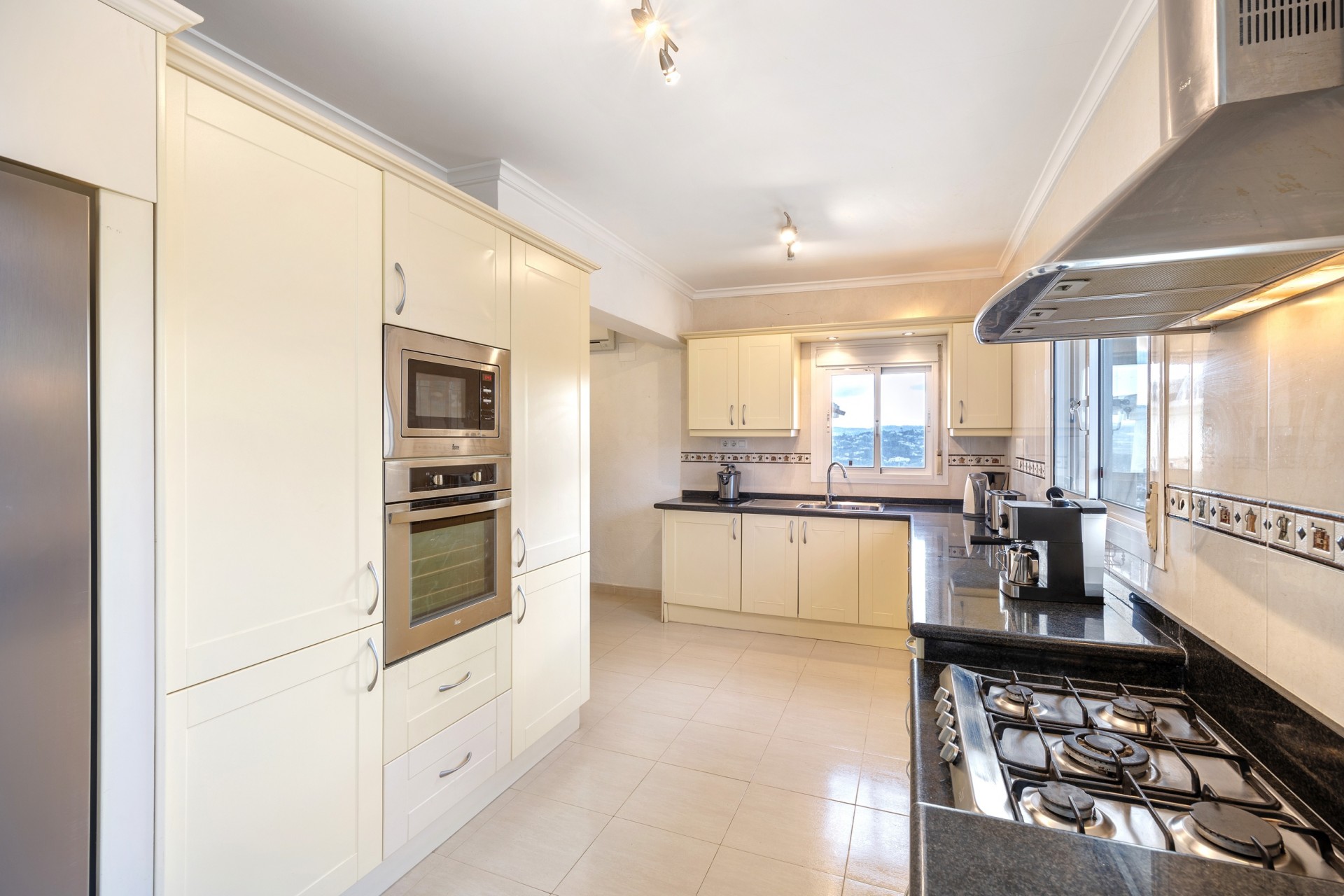 Revente - Villa -
Jávea / Xàbia - Partides comunes - Adsubia