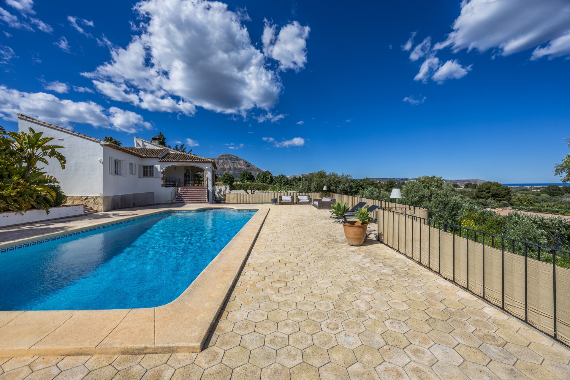 Revente - Villa -
Jávea / Xàbia - Partides comunes - Adsubia