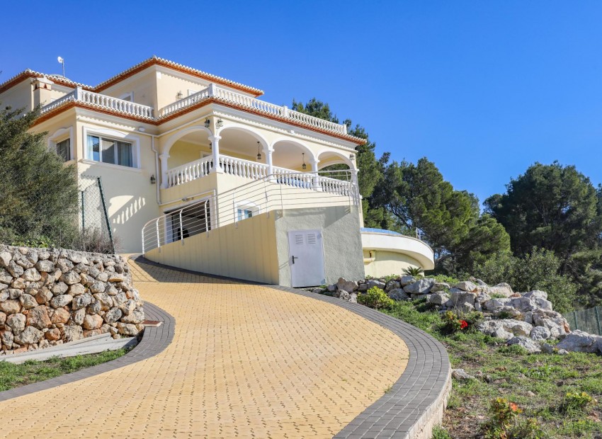 Revente - Villa -
Jávea