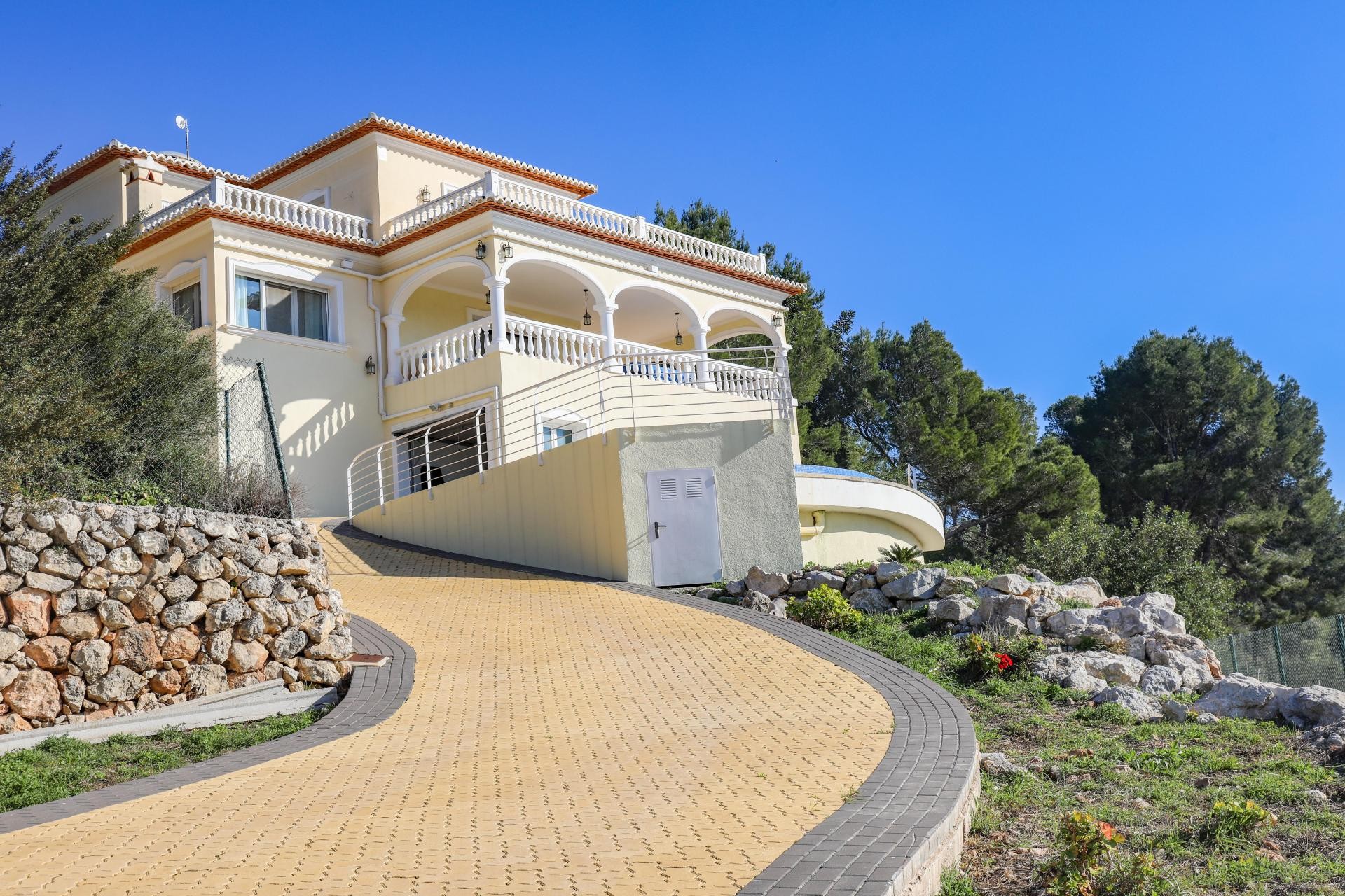Revente - Villa -
Jávea