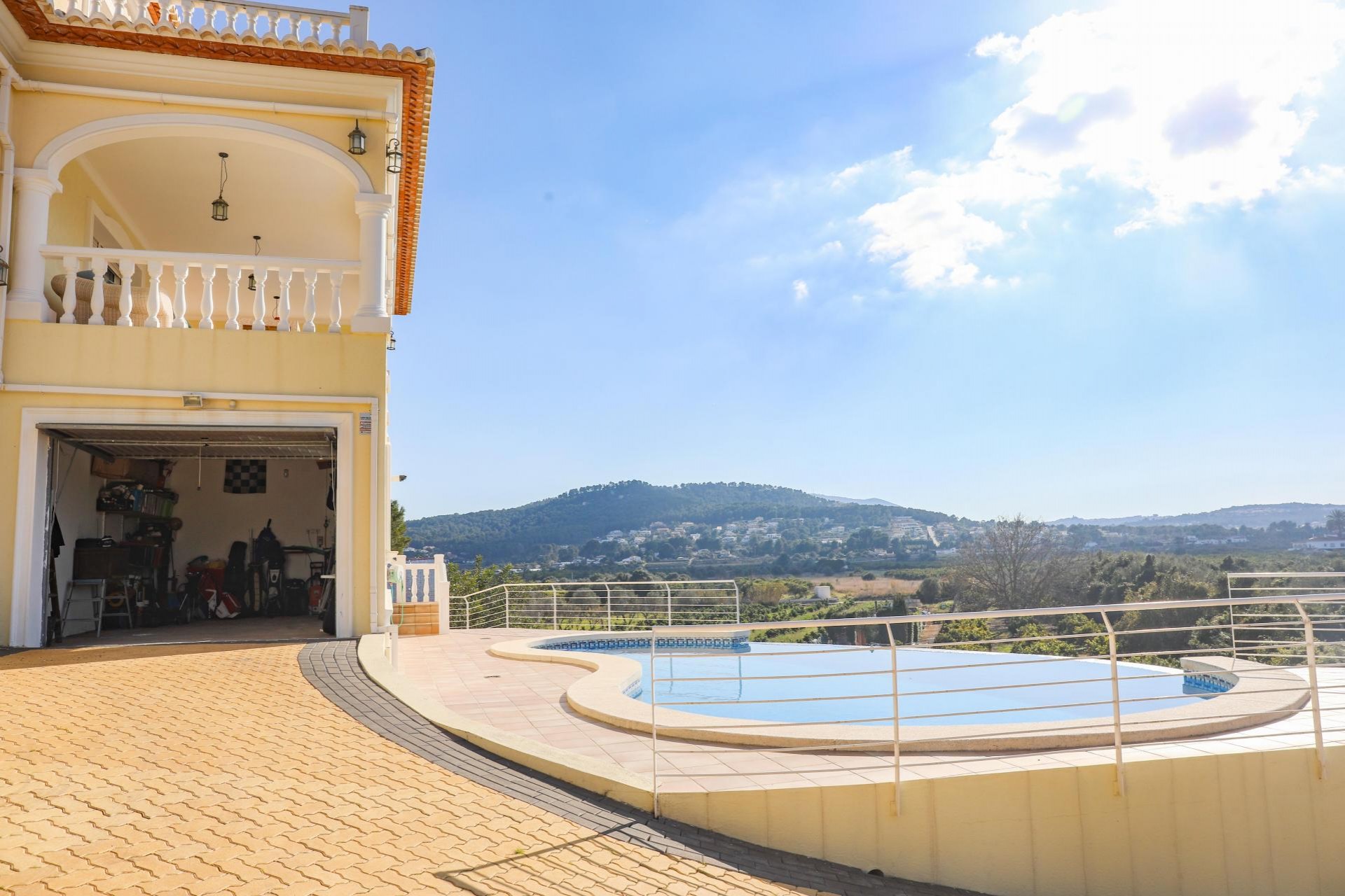 Revente - Villa -
Jávea