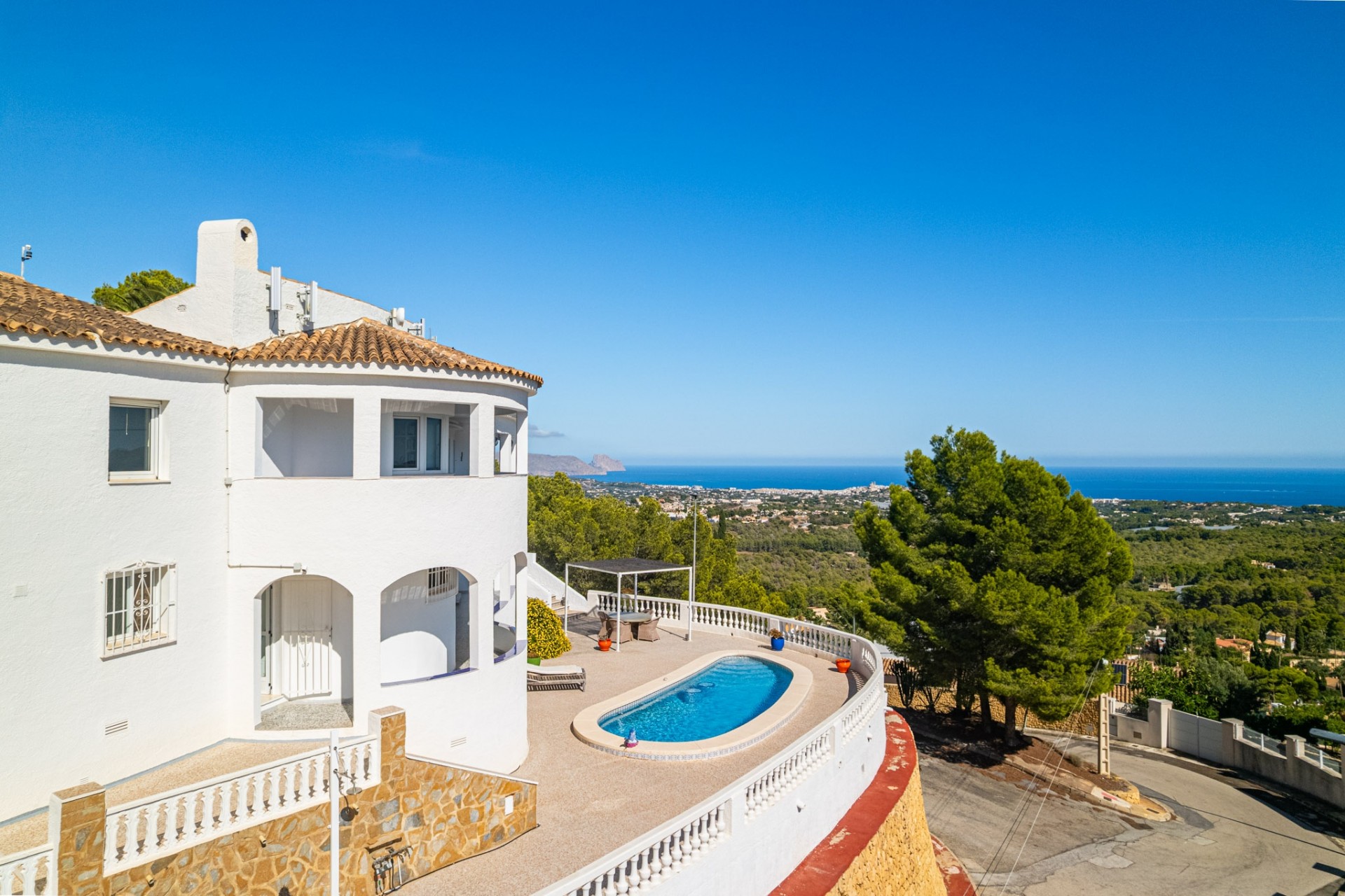 Revente - Villa -
L'Alfàs del Pi - Escandinavia - Cautivador