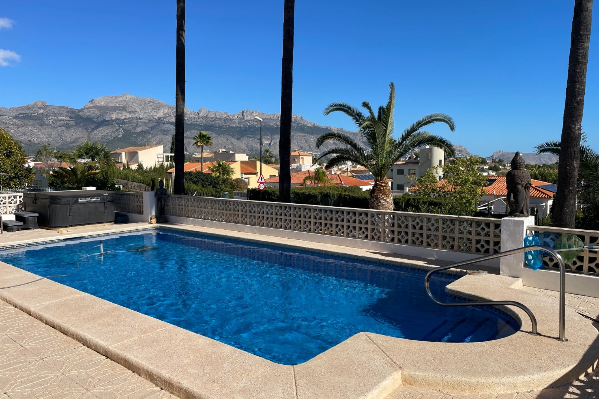 Revente - Villa -
La Nucía - El Tossal - Bello Horizonte