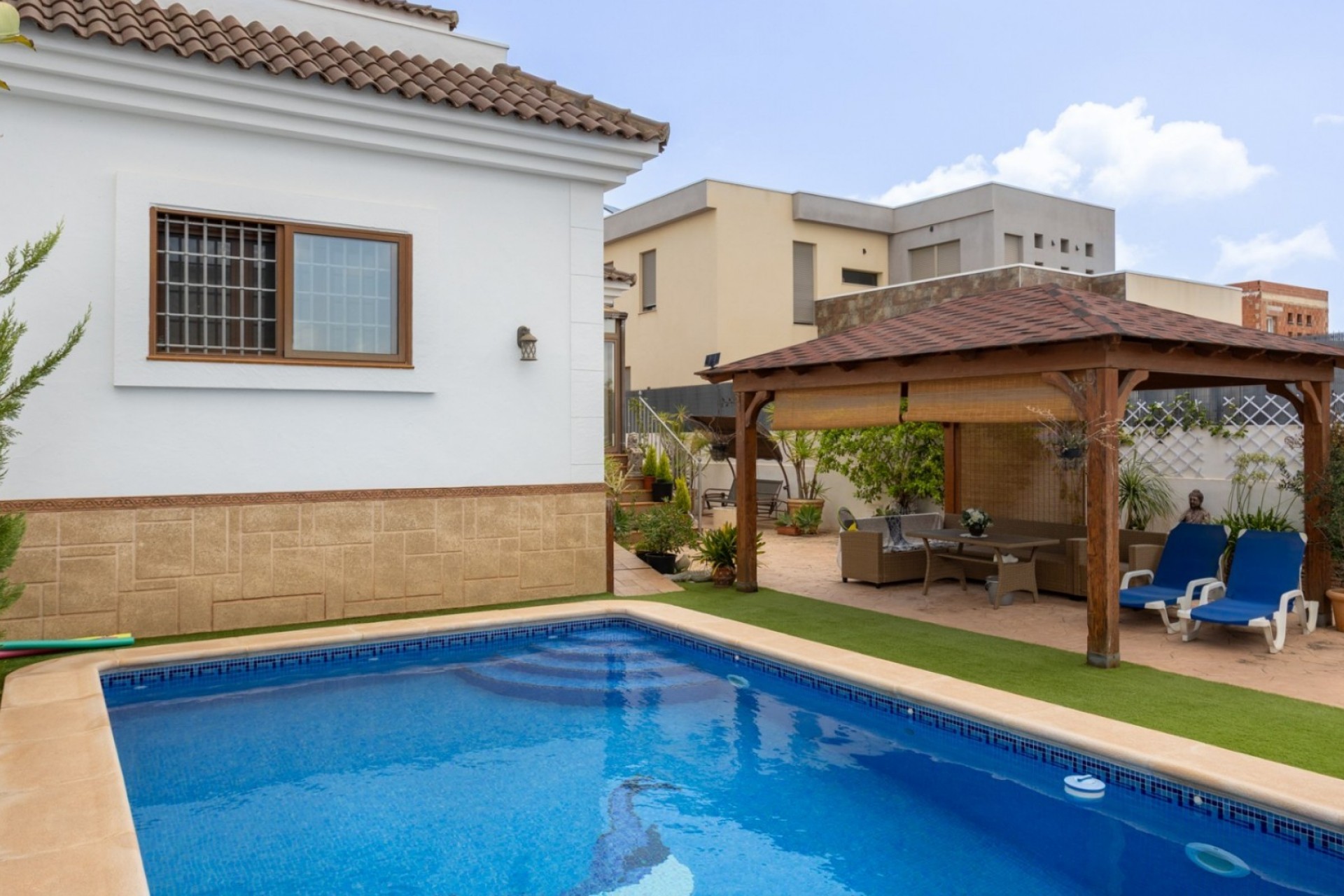 Revente - Villa -
Los Montesinos