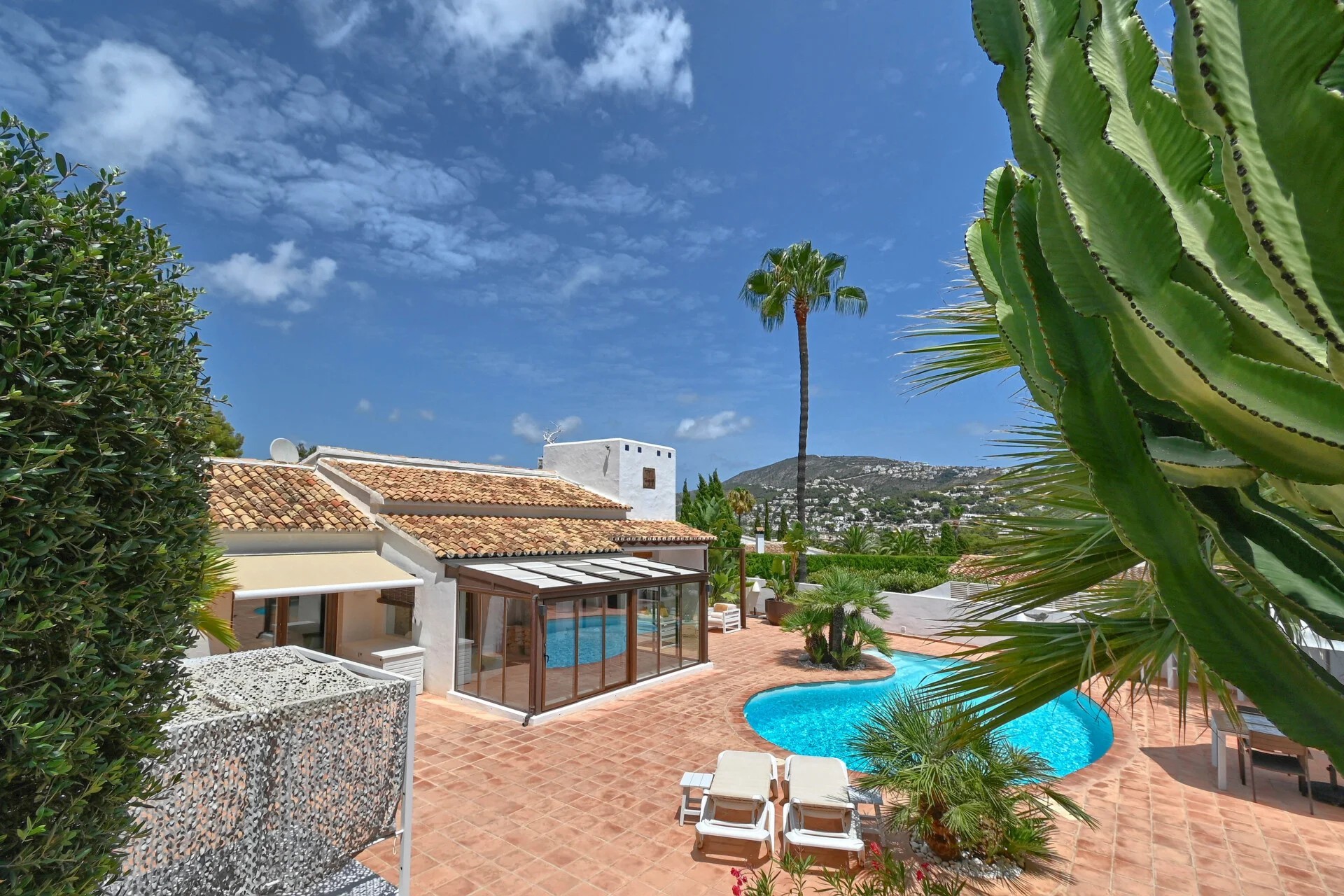 Revente - Villa -
Moraira - Benimeit - Tabaira
