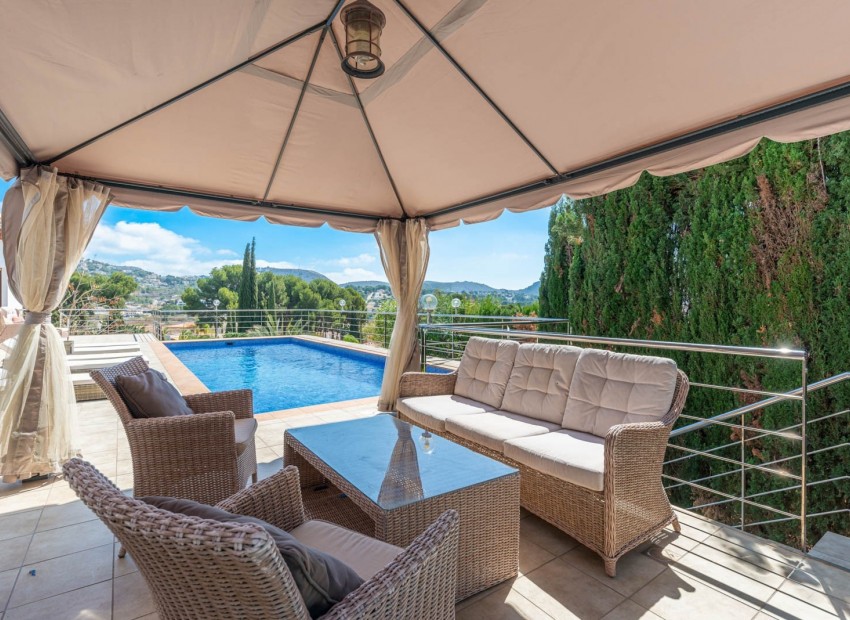 Revente - Villa -
Moraira - Benimeit - Tabaira