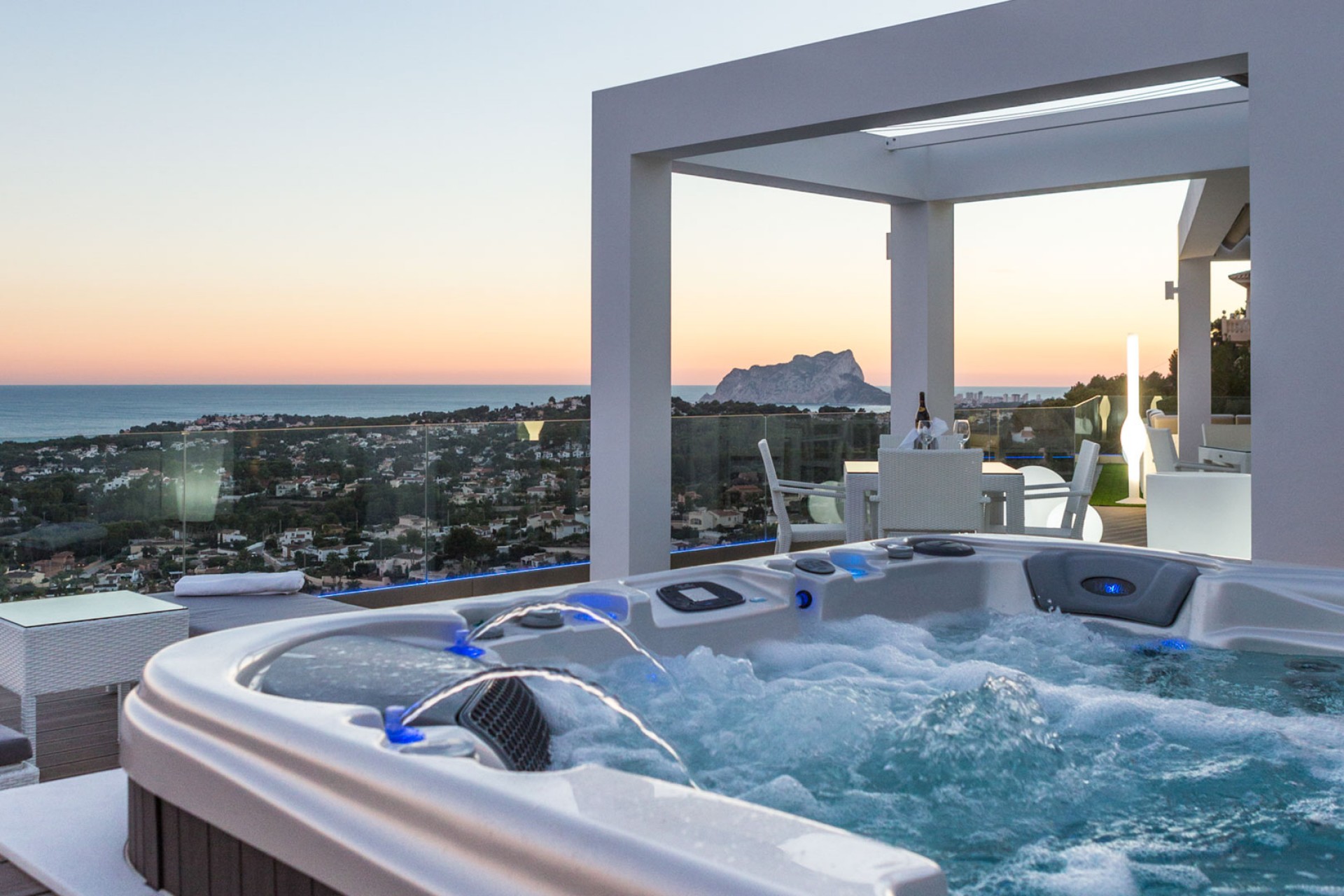 Revente - Villa -
Moraira - El Tesoro