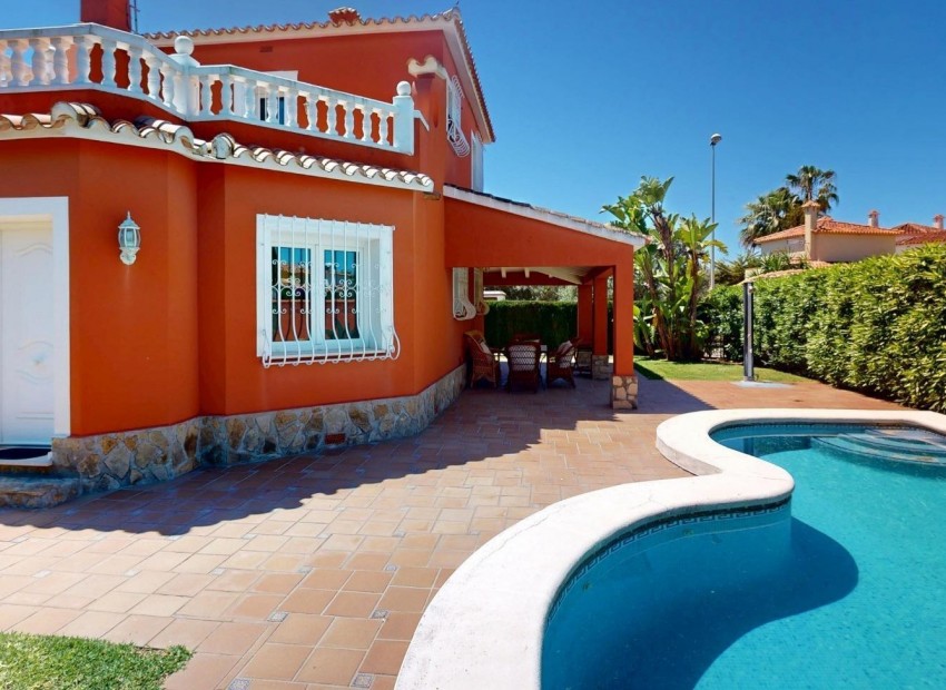 Revente - Villa -
Oliva - Oliva Nova