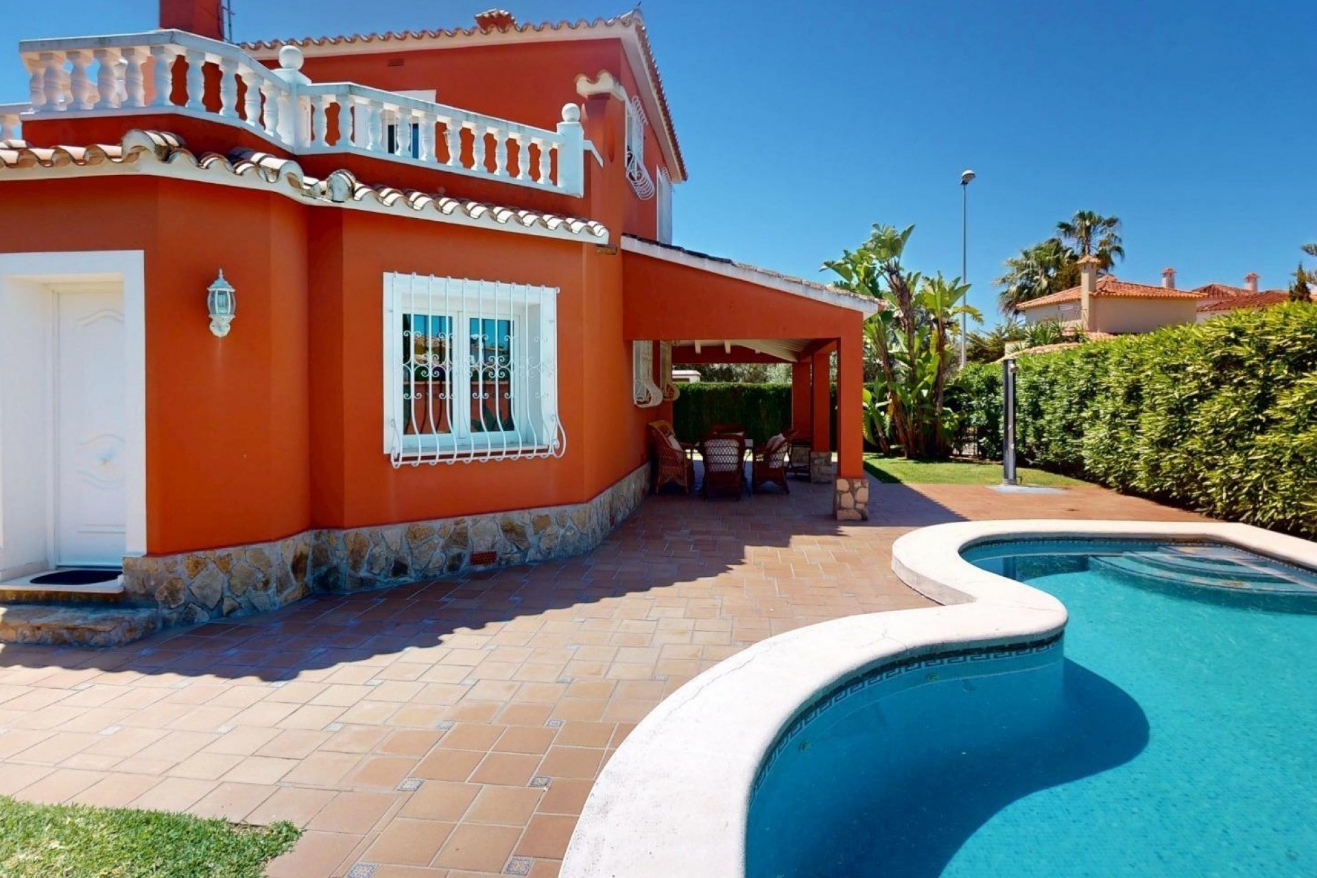 Revente - Villa -
Oliva - Oliva Nova
