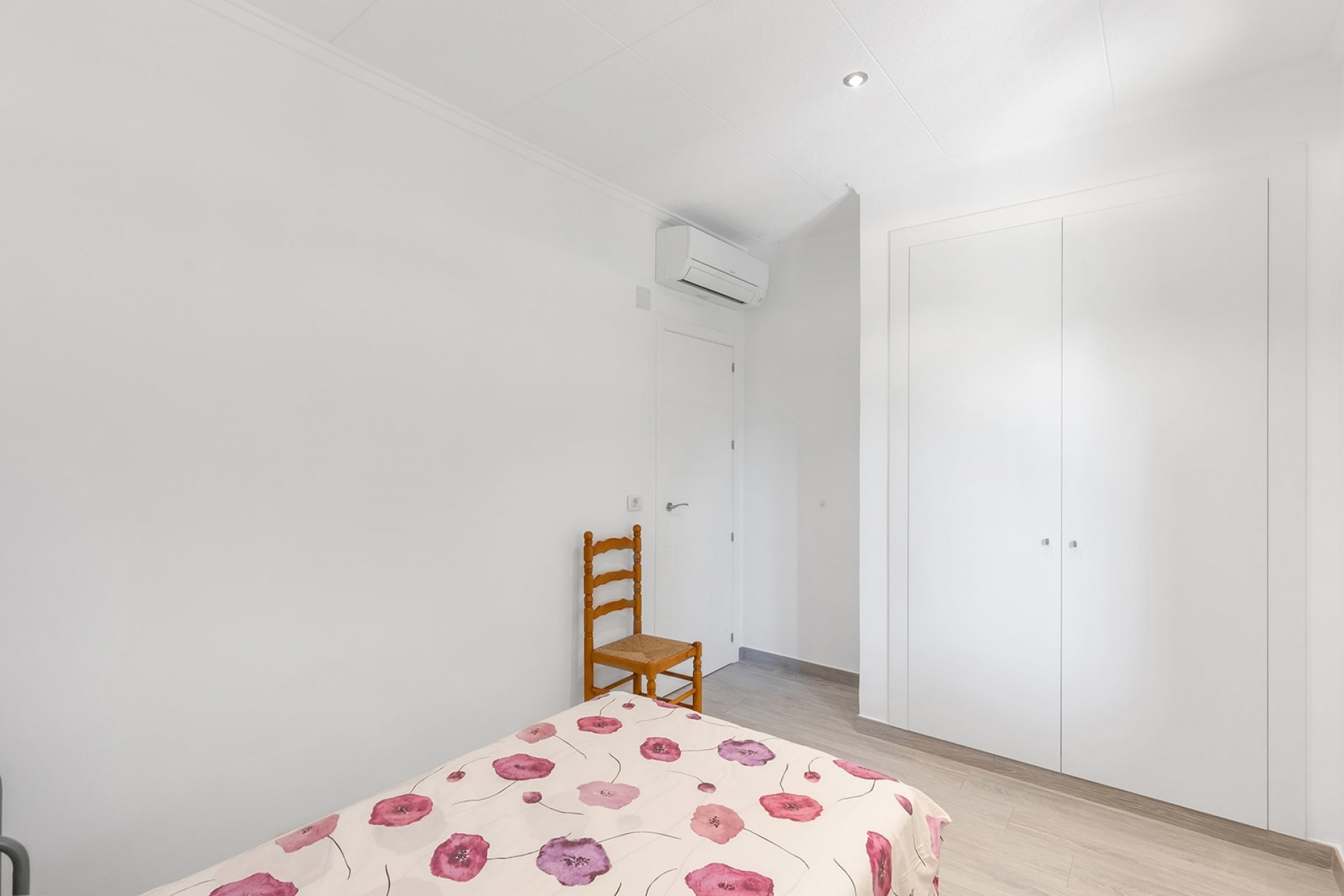 Revente - Villa -
Orihuela Costa - Punta Prima