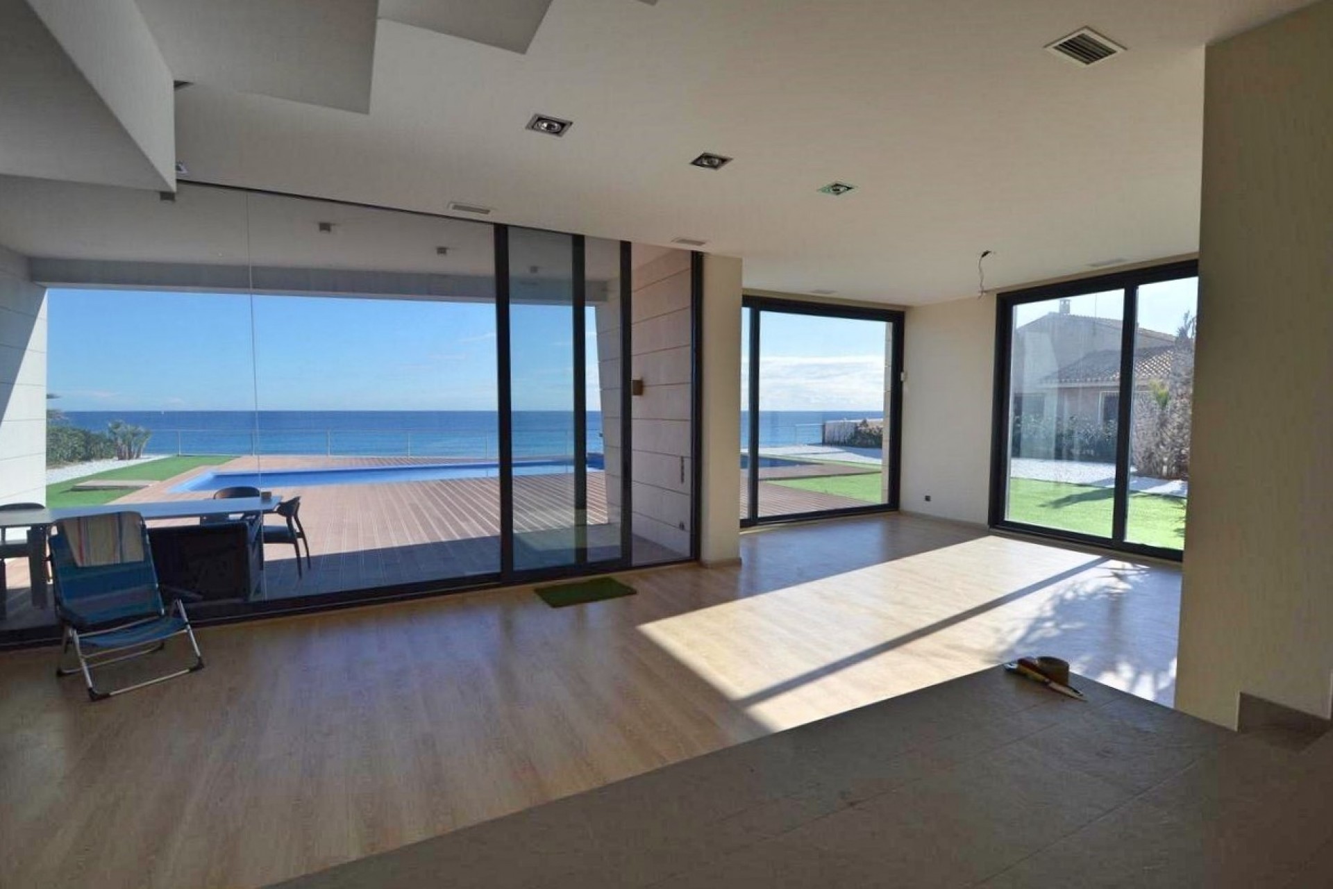 Revente - Villa -
Orihuela Costa