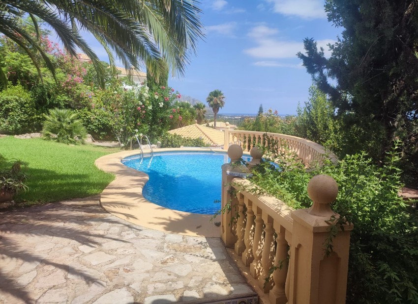 Revente - Villa -
Pedreguer