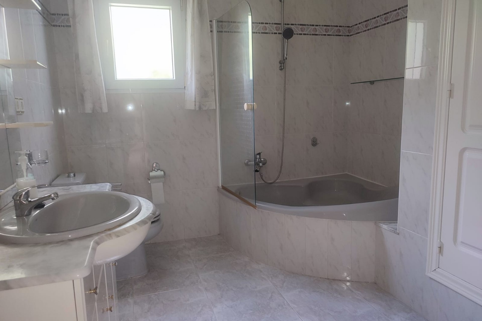 Revente - Villa -
Pedreguer