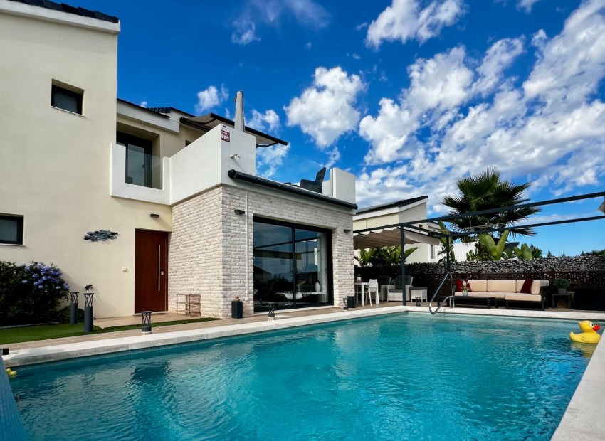 Revente - Villa -
Polop