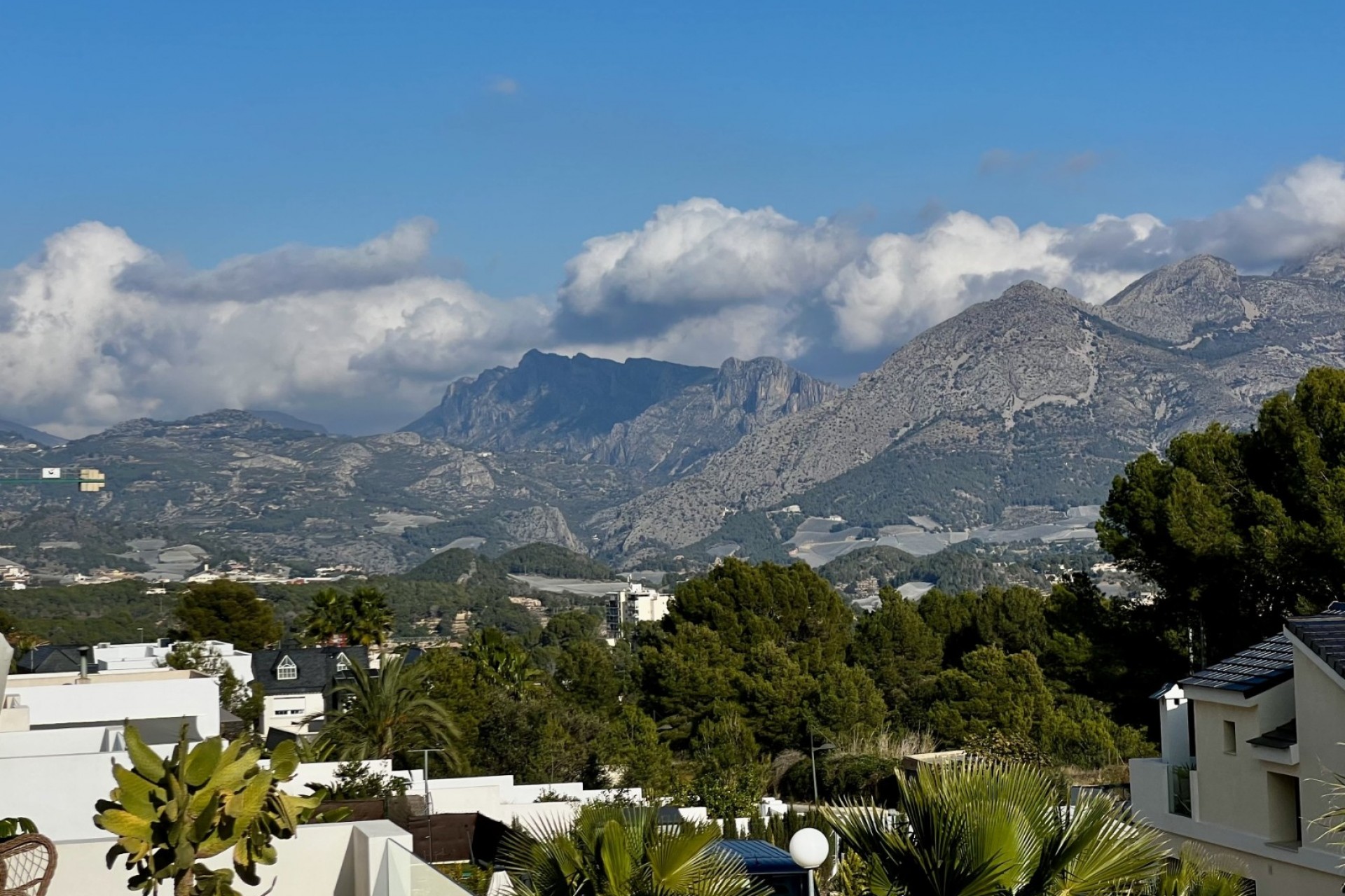 Revente - Villa -
Polop