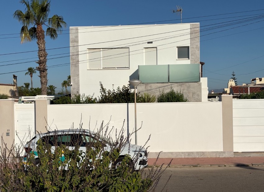 Revente - Villa -
TORREVIEJA - Torreta - Florida