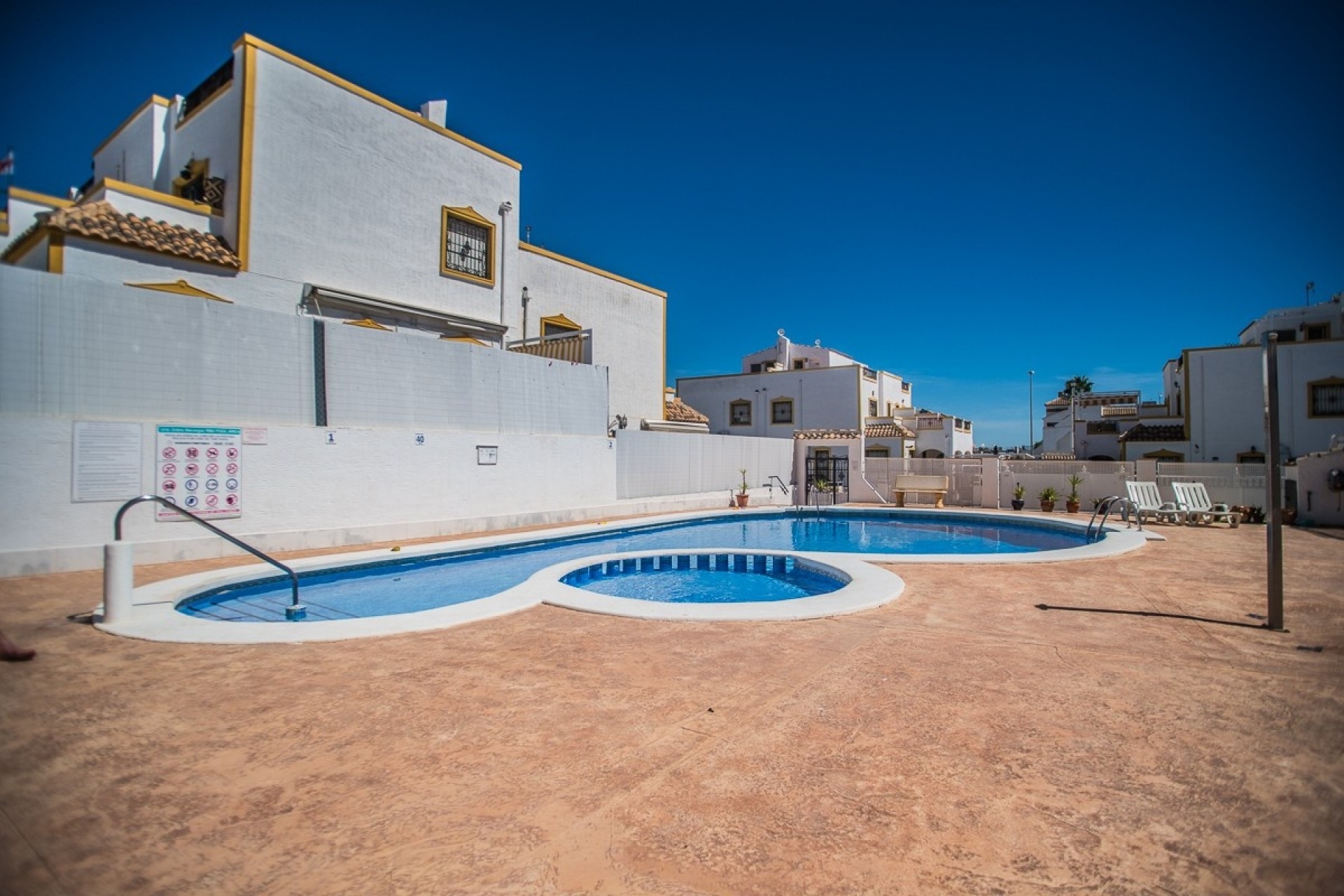 Revente - Villa -
VISTABELLA GOLF - Entre Naranjos