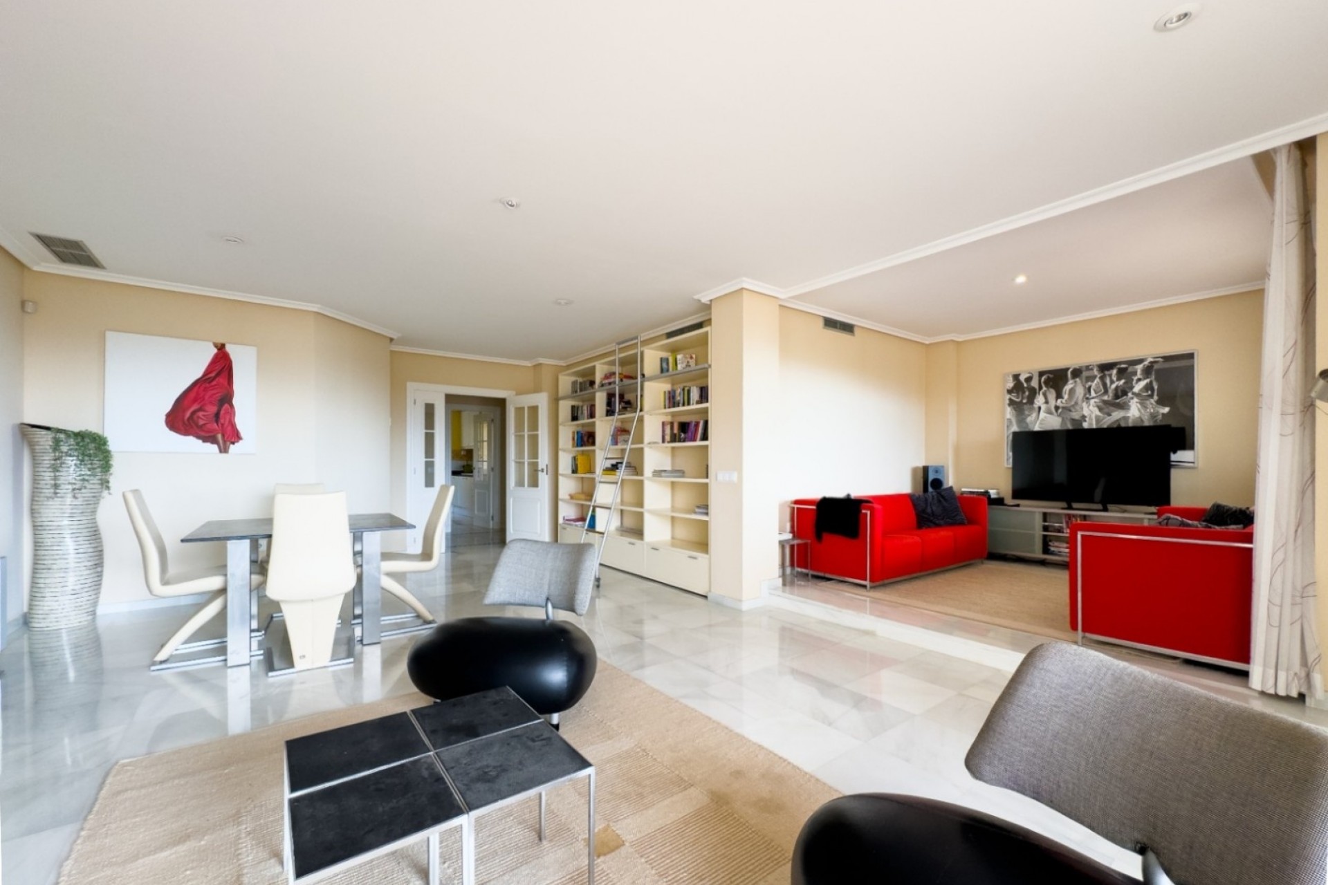 Rynek Wtórny - Apartament -
Altea
