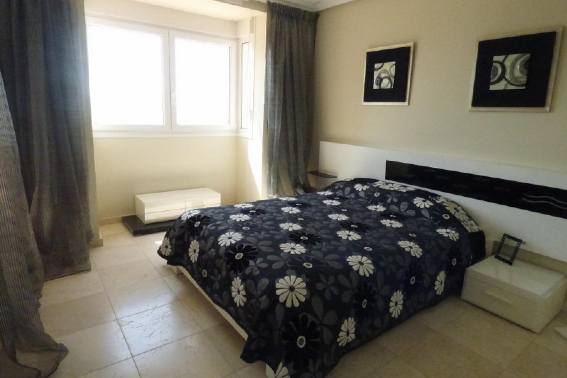 Rynek Wtórny - Apartament -
Altea