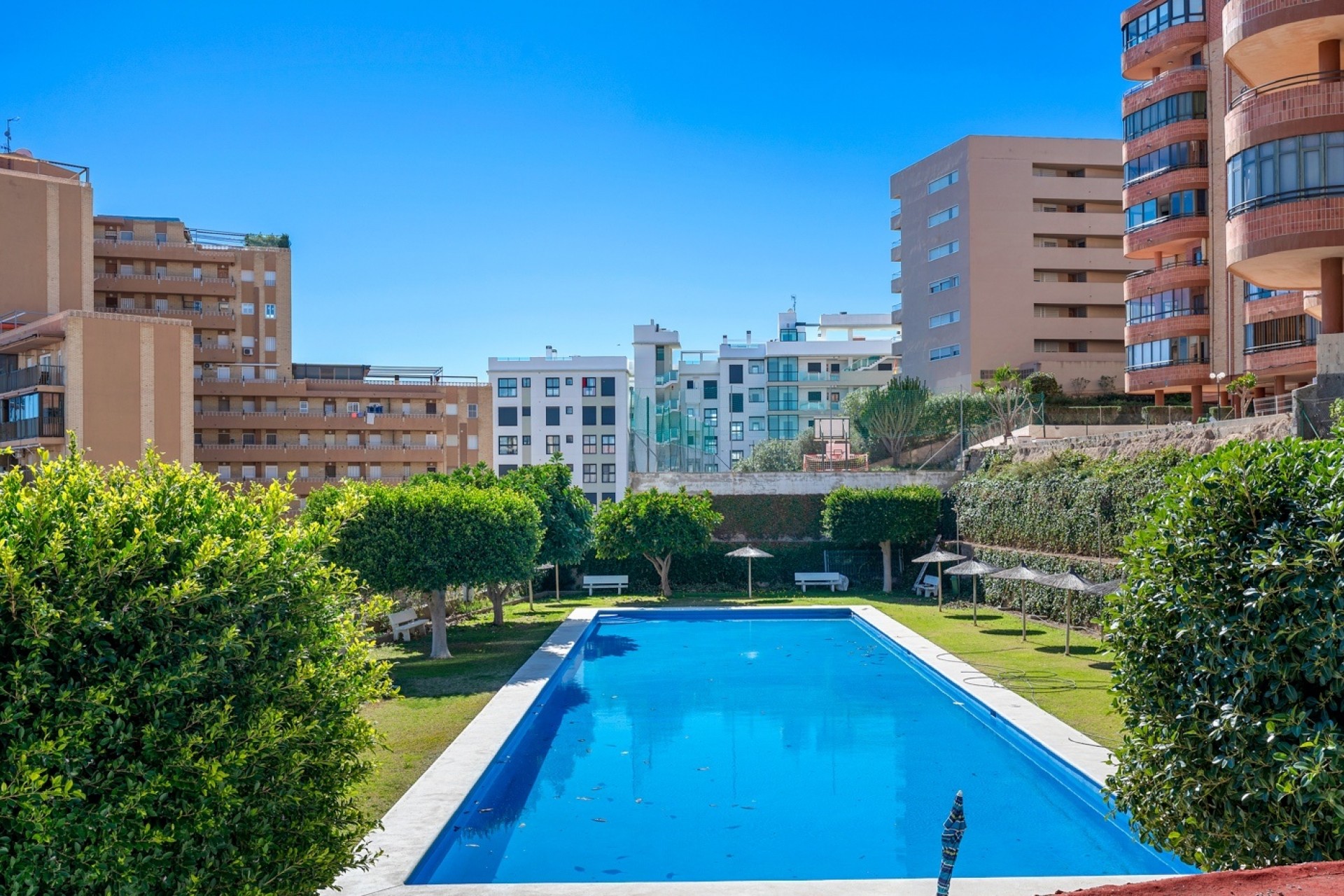 Rynek Wtórny - Apartament -
Arenales del Sol - Segunda linea playa