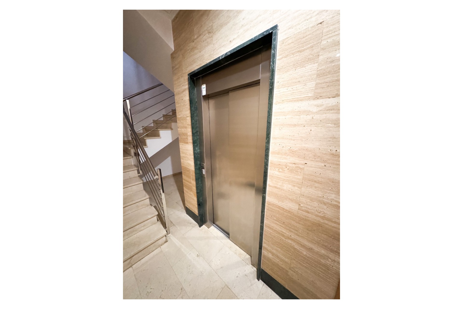 Rynek Wtórny - Apartament -
Calpe - Zona Levante - Playa Fossa