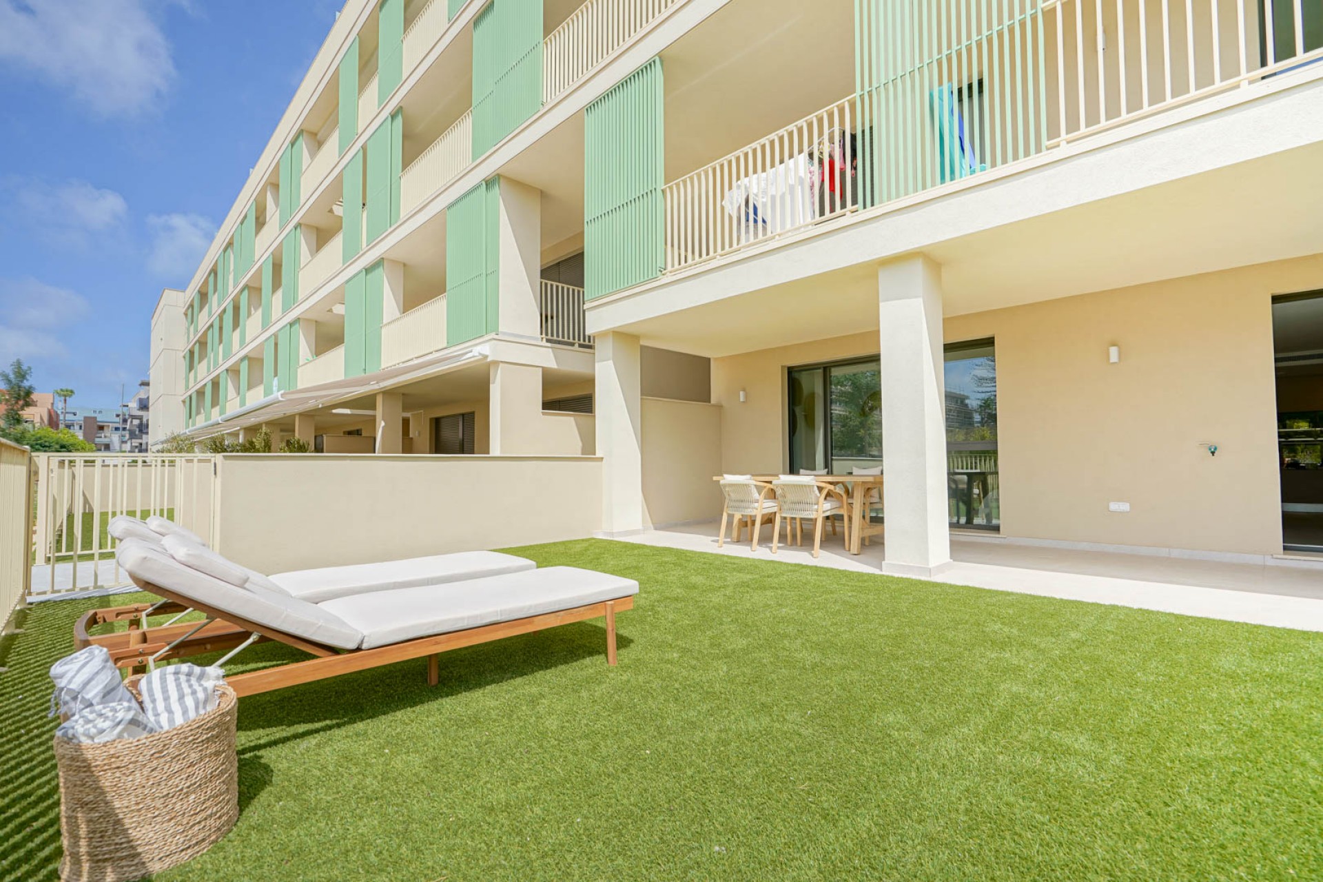 Rynek Wtórny - Apartament -
Denia - Port