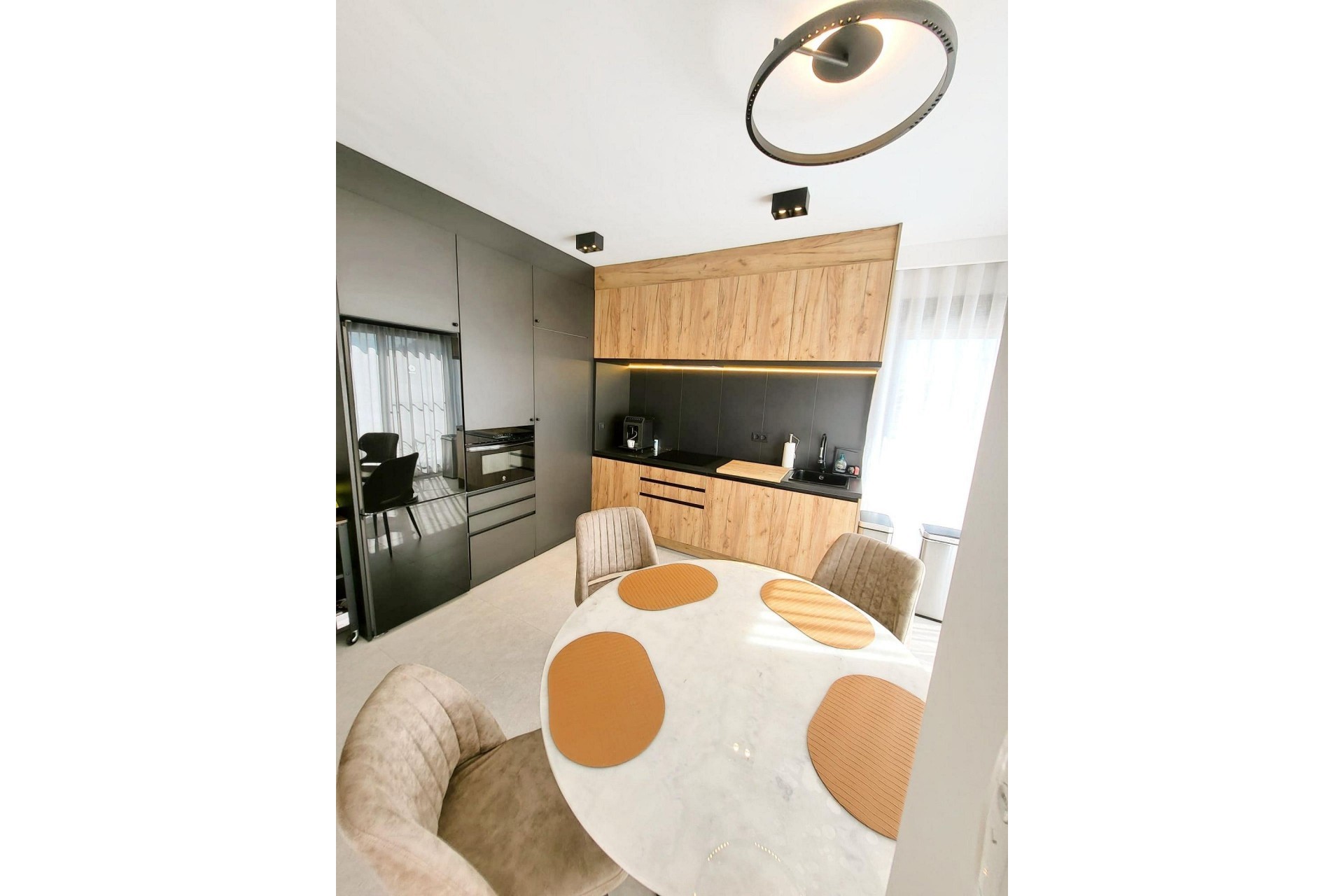 Rynek Wtórny - Apartament -
San Miguel de Salinas