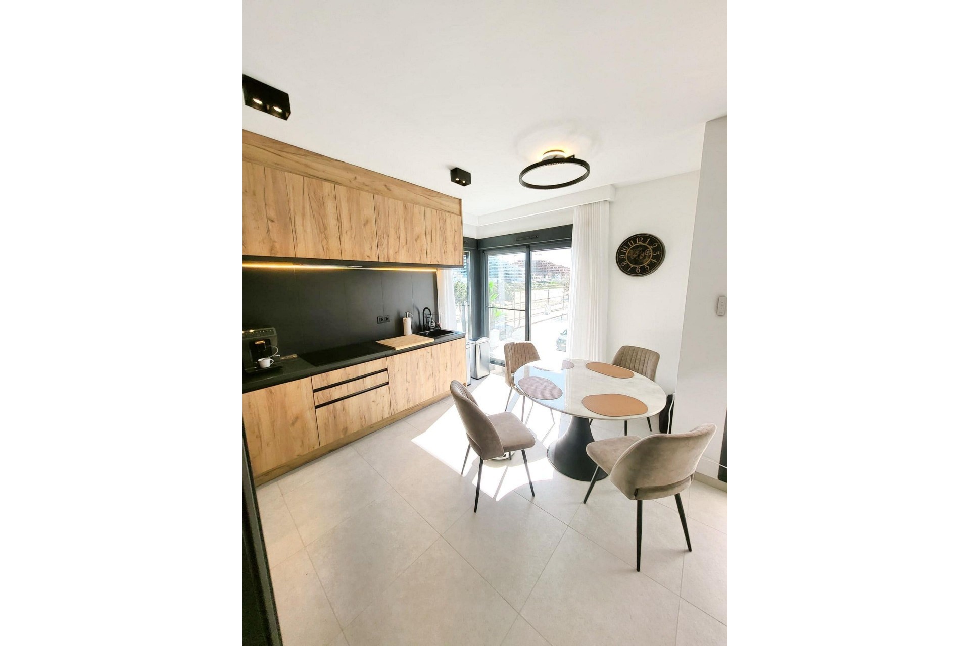 Rynek Wtórny - Apartament -
San Miguel de Salinas