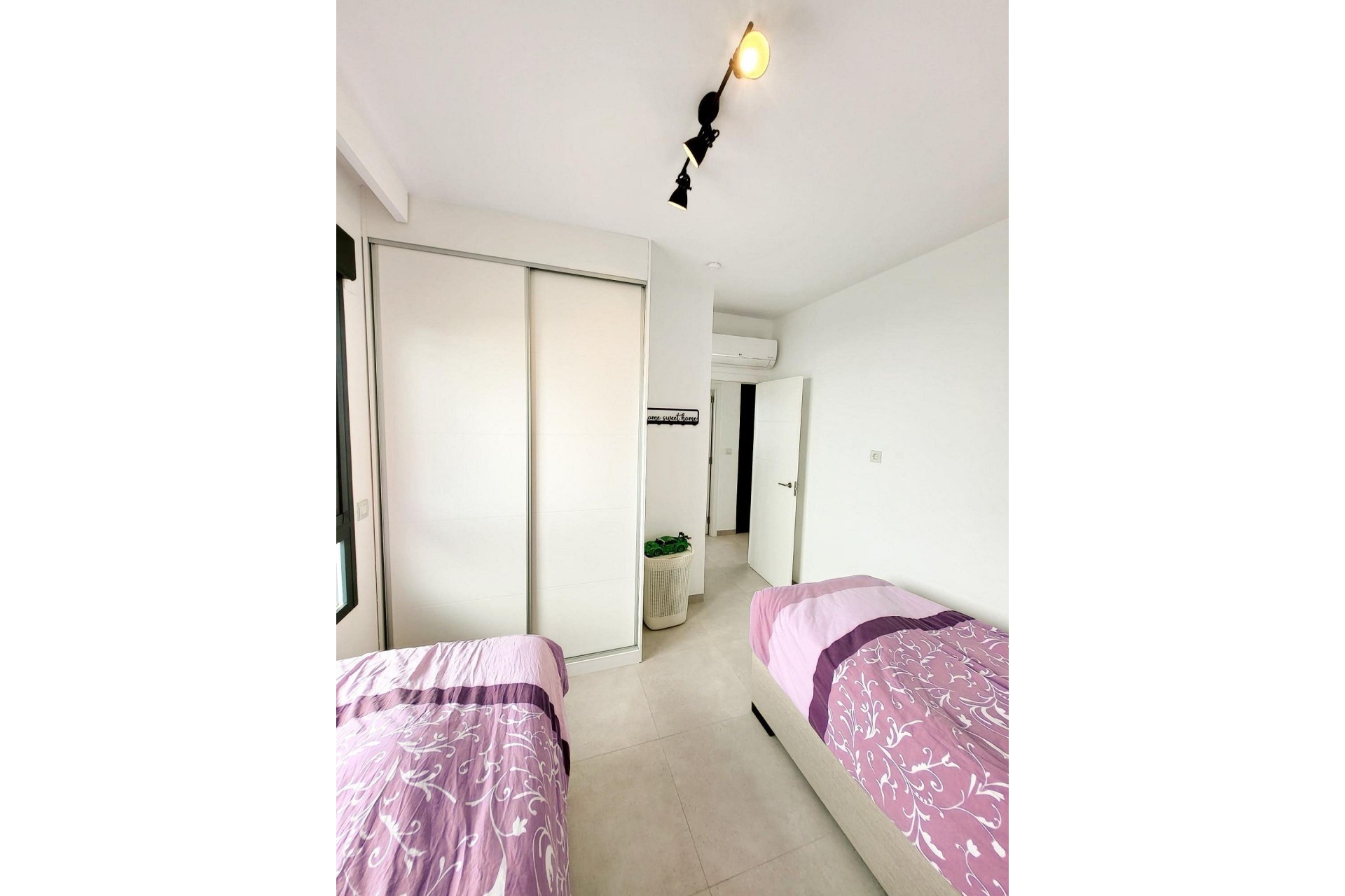Rynek Wtórny - Apartament -
San Miguel de Salinas