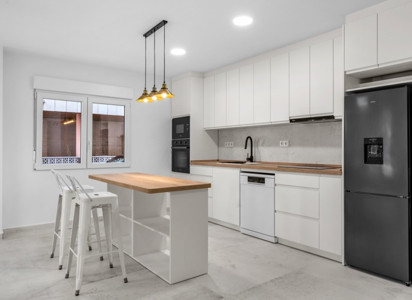 Rynek Wtórny - Apartament -
Torrevieja - Playa del Acequión