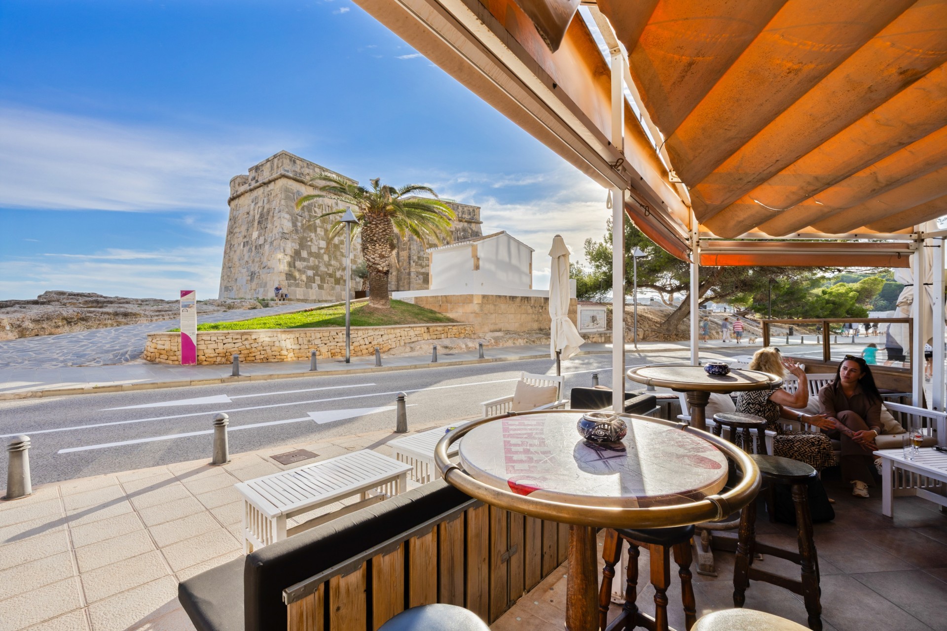 Rynek Wtórny - Bar / Restauracja -
Moraira - Casco Urbano