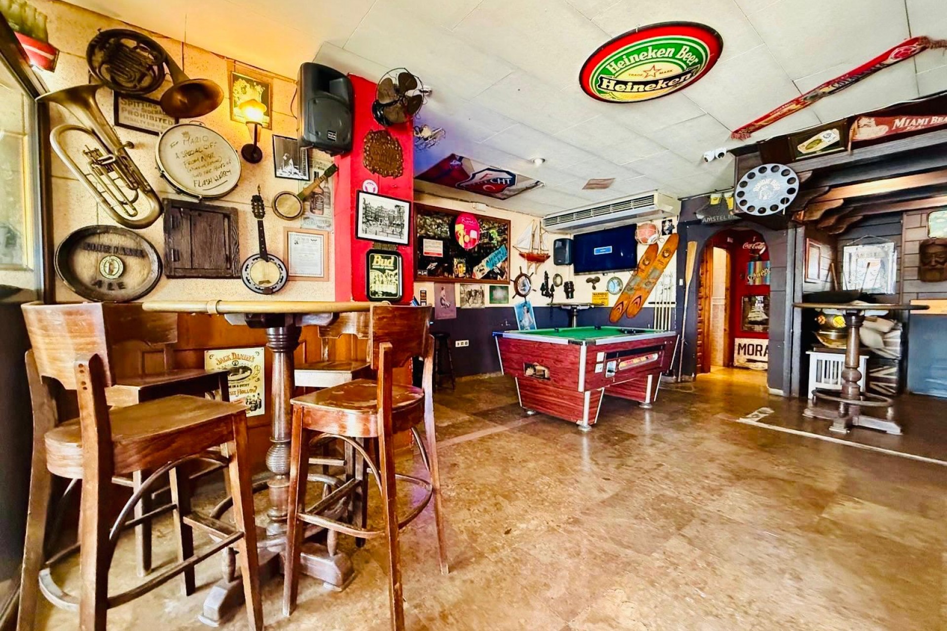 Rynek Wtórny - Bar / Restauracja -
Moraira - Casco Urbano