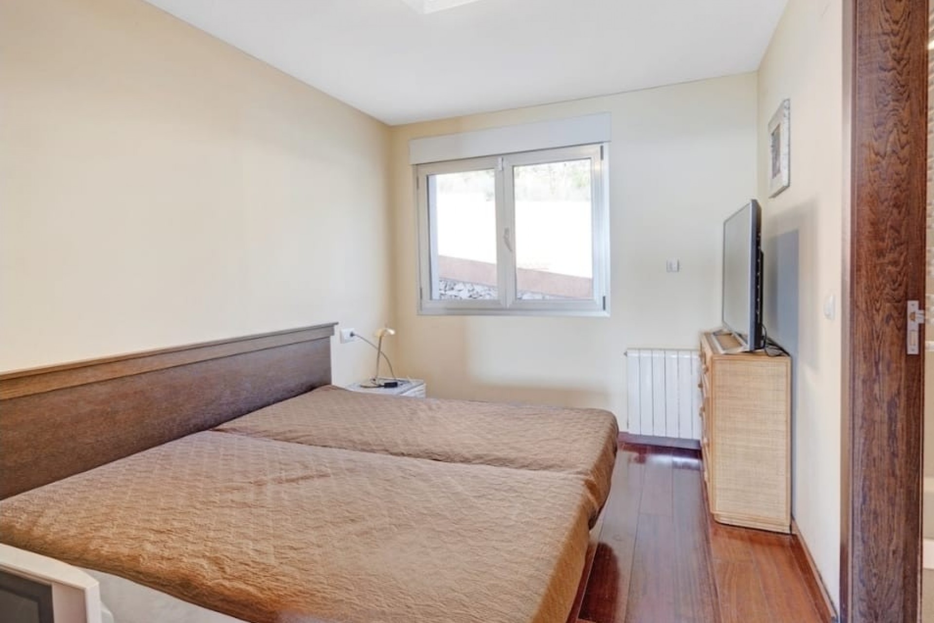 Rynek Wtórny - Bliźniak wolnostojący -
Calpe - Bassetes
