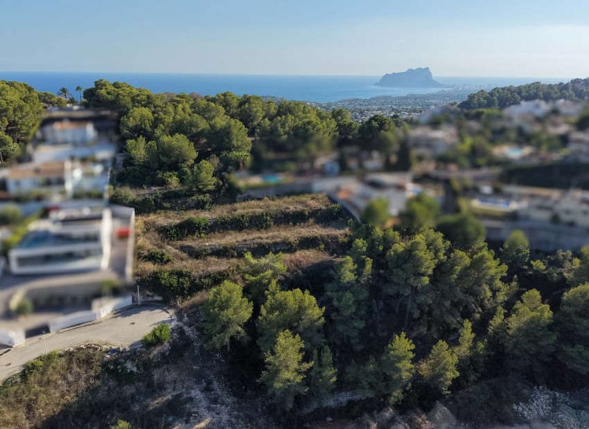 Rynek Wtórny - Działka -
Moraira - Benimeit