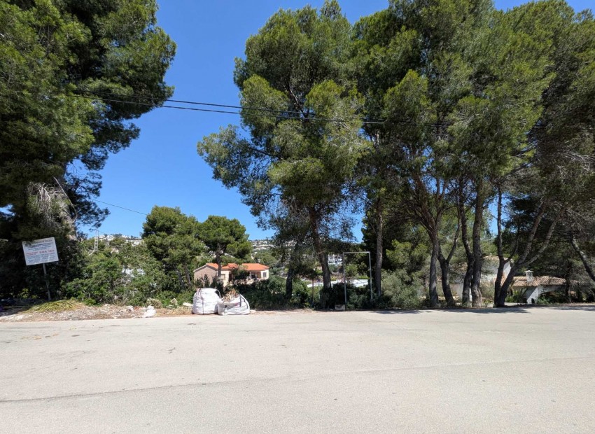 Rynek Wtórny - Działka -
Moraira - Pinar del Advocat