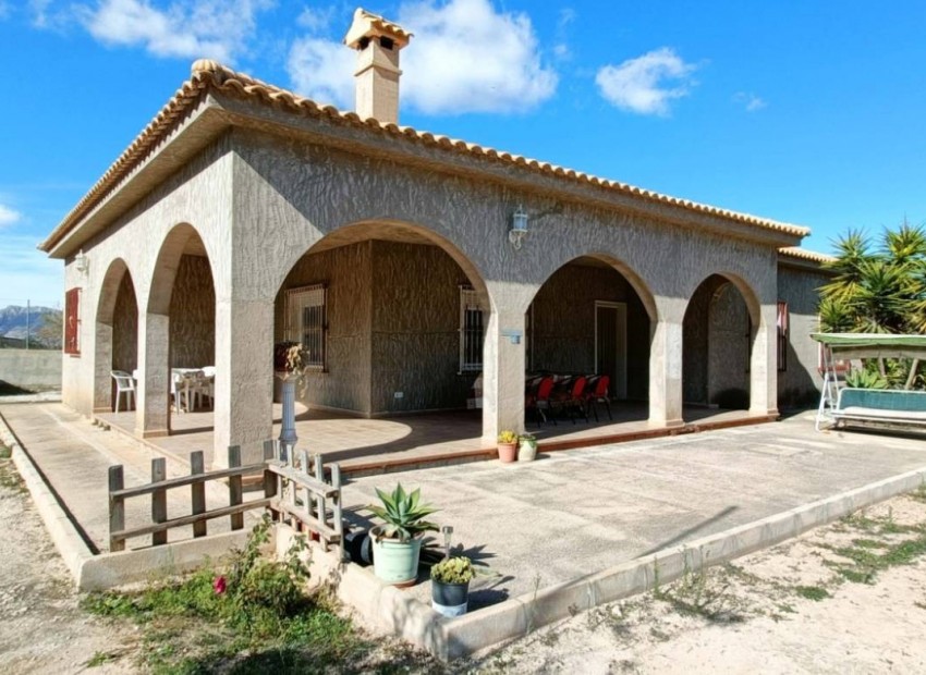 Rynek Wtórny - Finca -
Hondón de los Fráiles