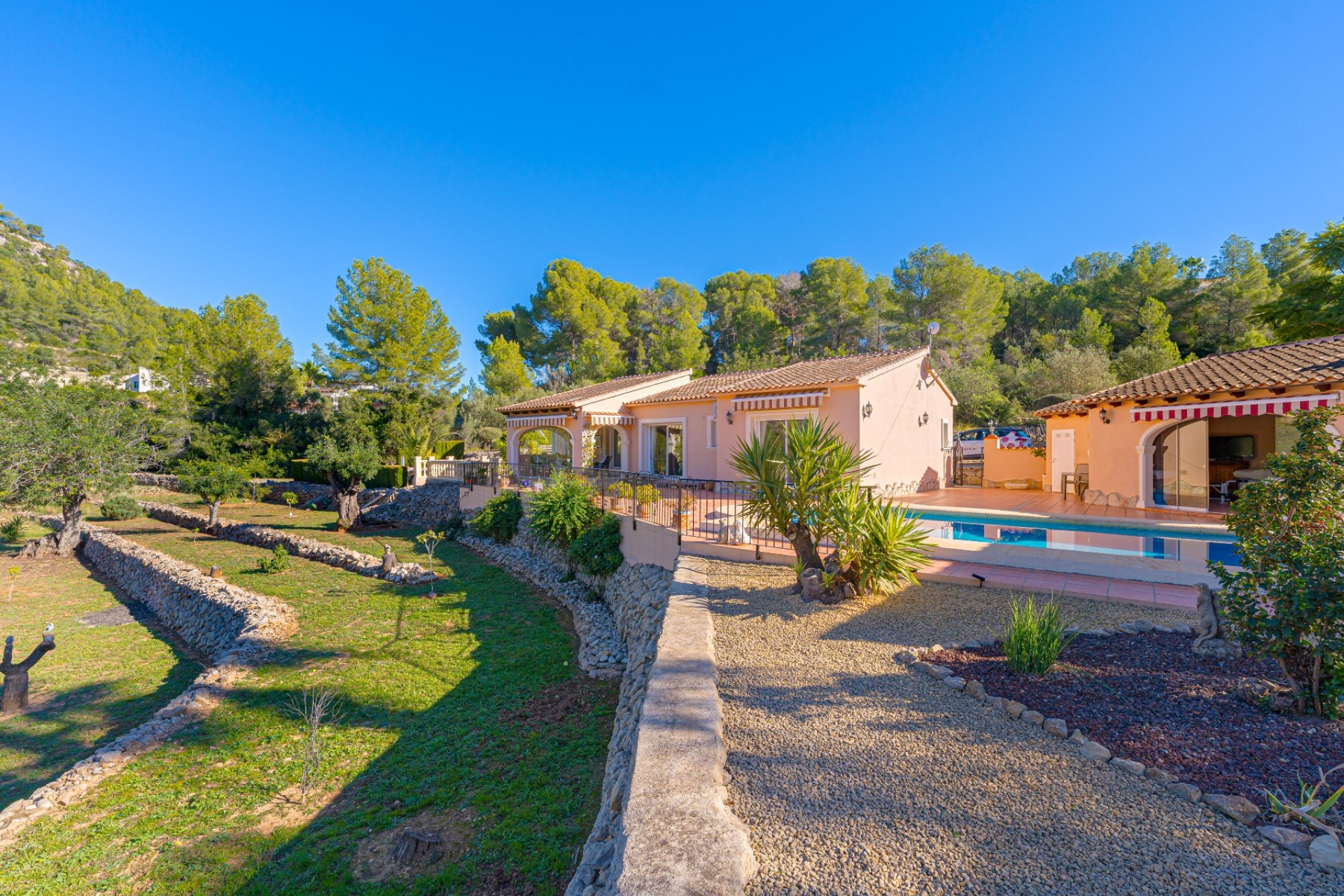 Rynek Wtórny - Finca -
Lliber