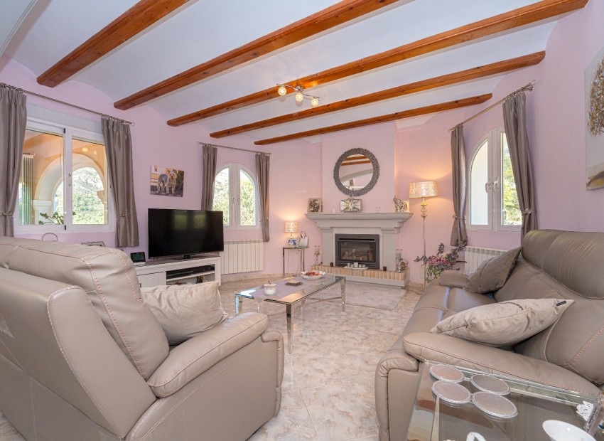 Rynek Wtórny - Finca -
Lliber