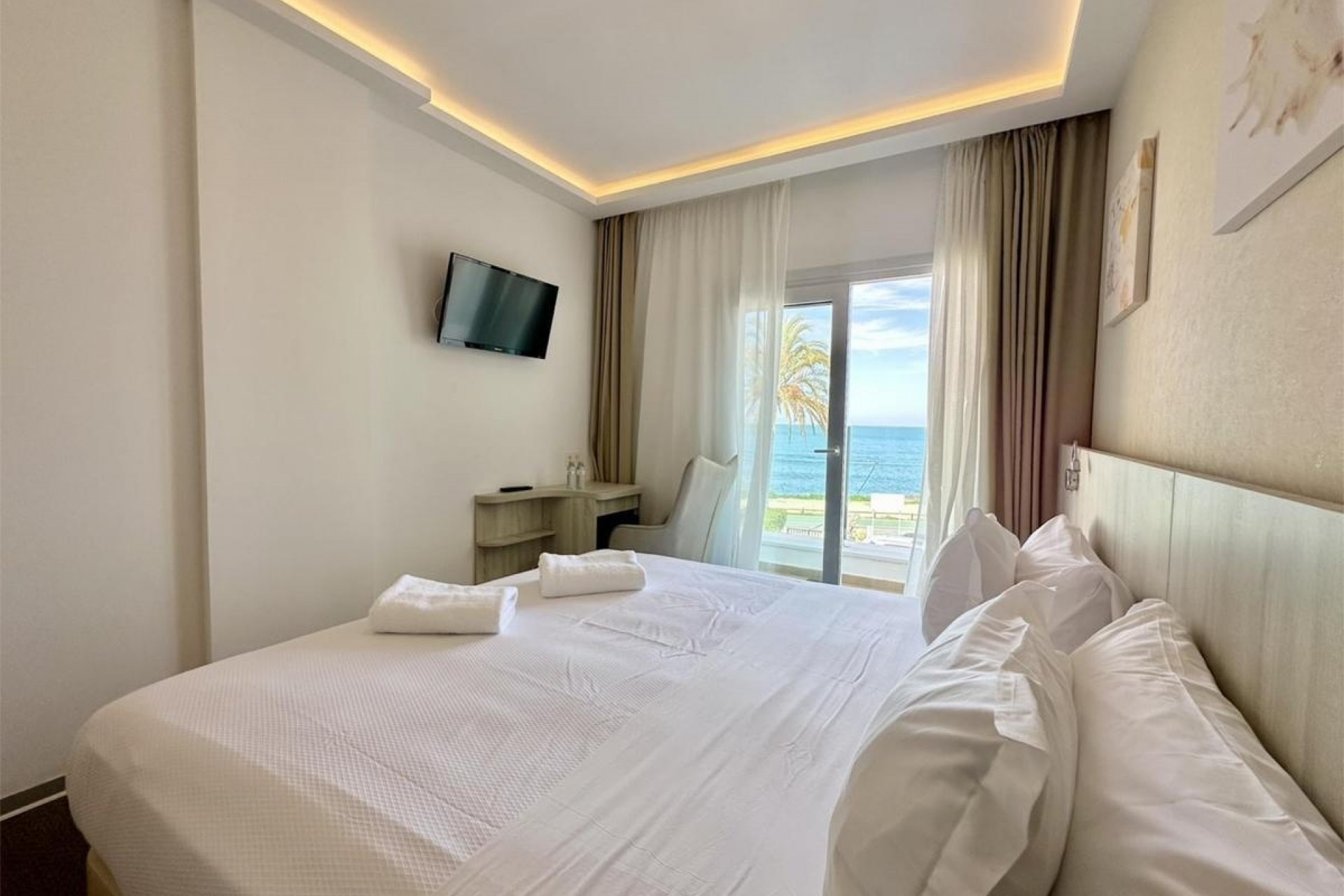 Rynek Wtórny - Hotel -
Jávea / Xàbia - Montañar - El Arenal