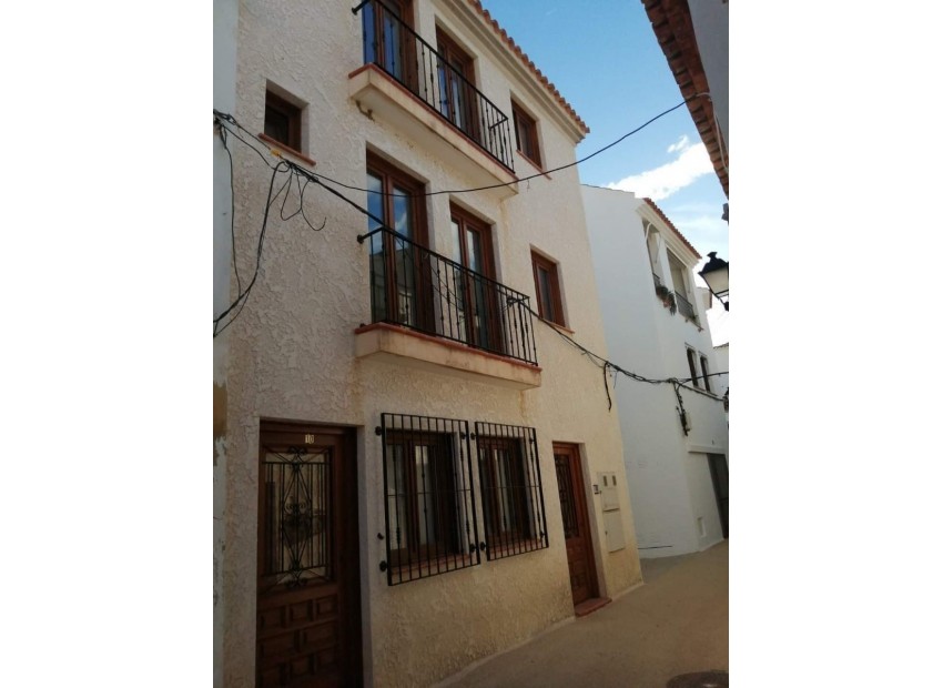 Rynek Wtórny - Kamienica -
Altea - Altea La Vella